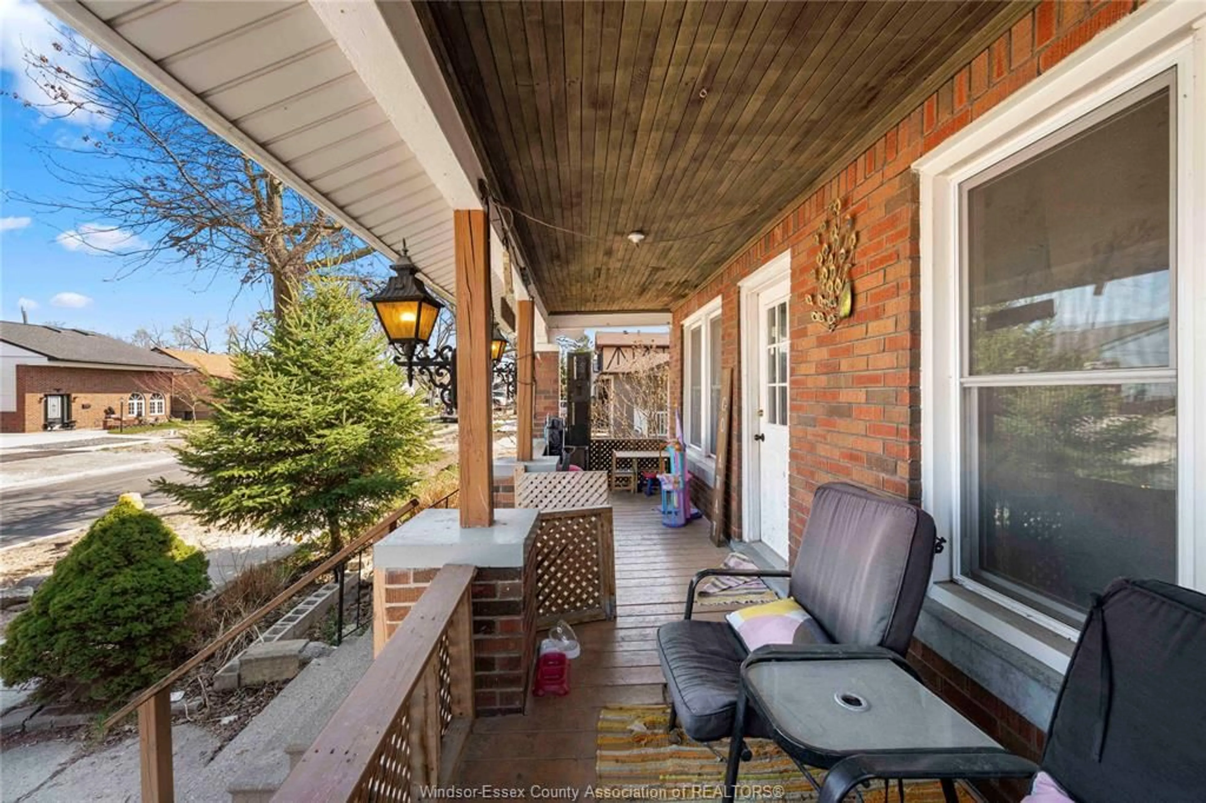 Patio, street for 1839 ST. LUKE, Windsor Ontario N8W 3W8