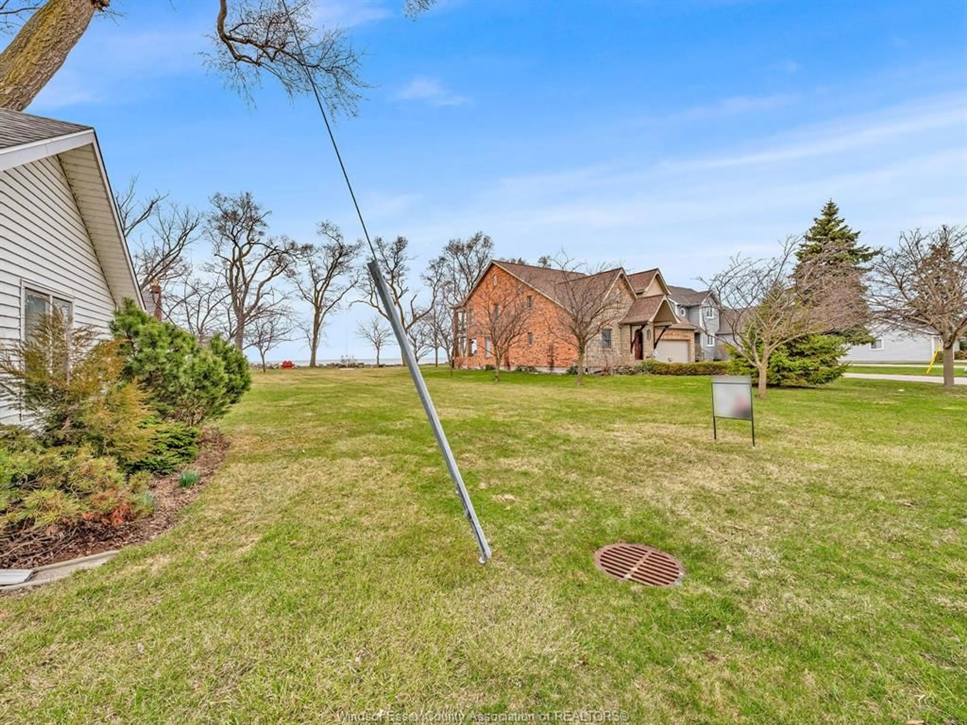 A pic from outside/outdoor area/front of a property/back of a property/a pic from drone, water/lake/river/ocean view for V/L ROBSON Rd, Leamington Ontario N8H 5R4