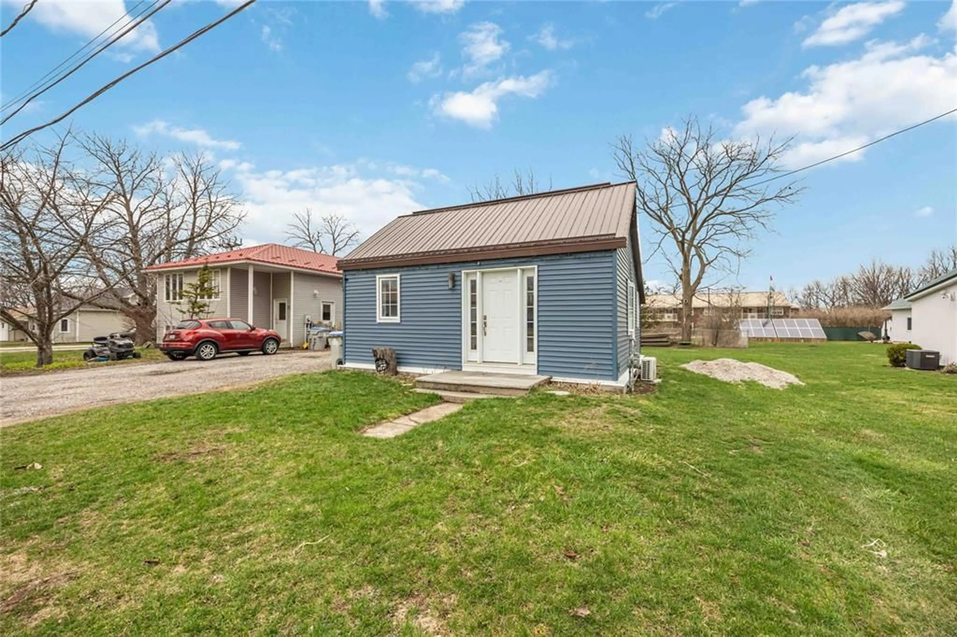 Shed for 30 Queen St, Lambton Shores Ontario N0N 1J0