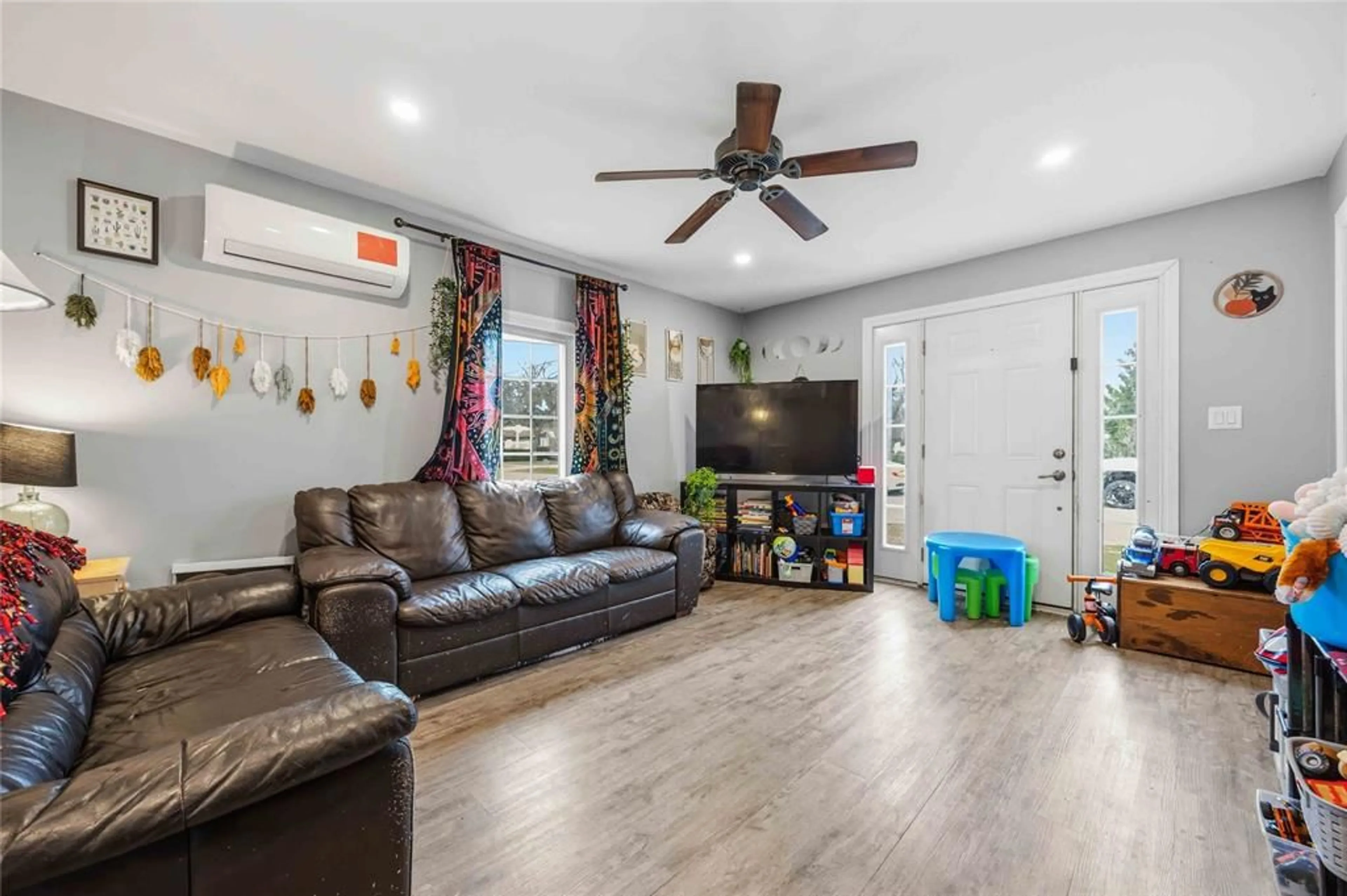 Living room with furniture, unknown for 30 Queen St, Lambton Shores Ontario N0N 1J0