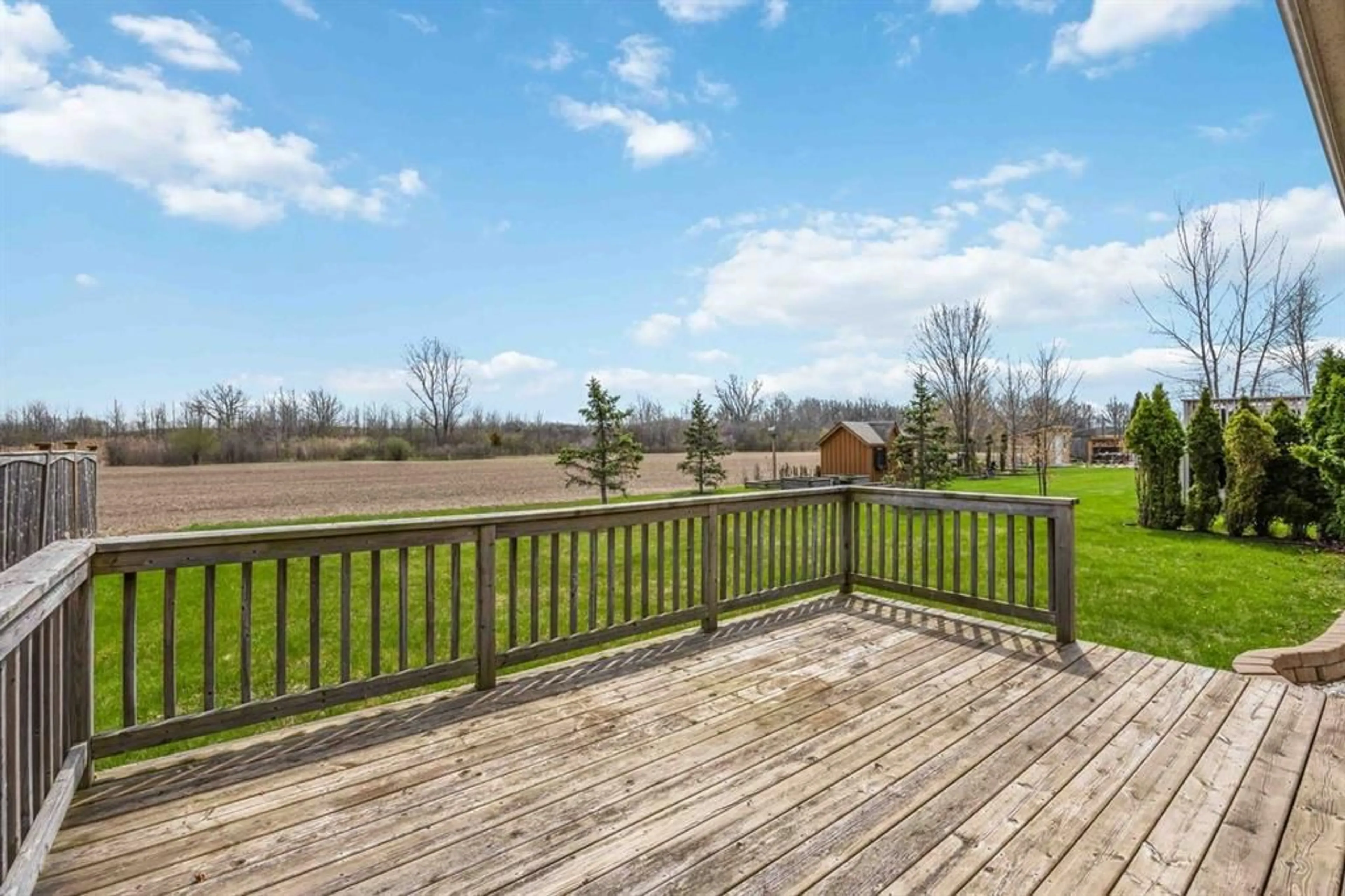 A pic from outside/outdoor area/front of a property/back of a property/a pic from drone, water/lake/river/ocean view for 482A FIRST Ave, Petrolia Ontario N0N 1R0