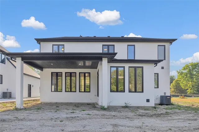 2520 MAYFAIR, LaSalle 4