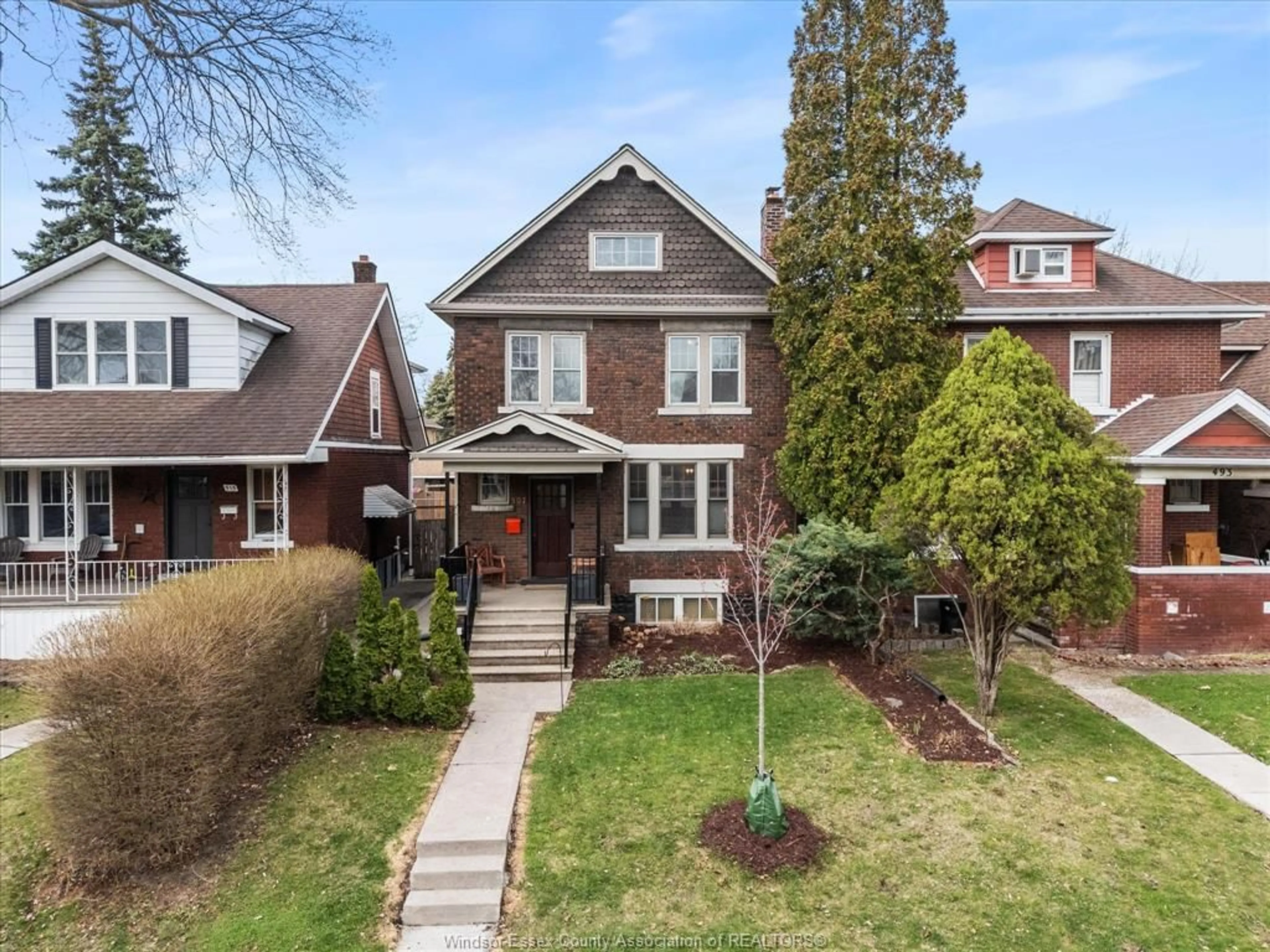 Home with brick exterior material, street for 507 Moy, Windsor Ontario N9A 2N3