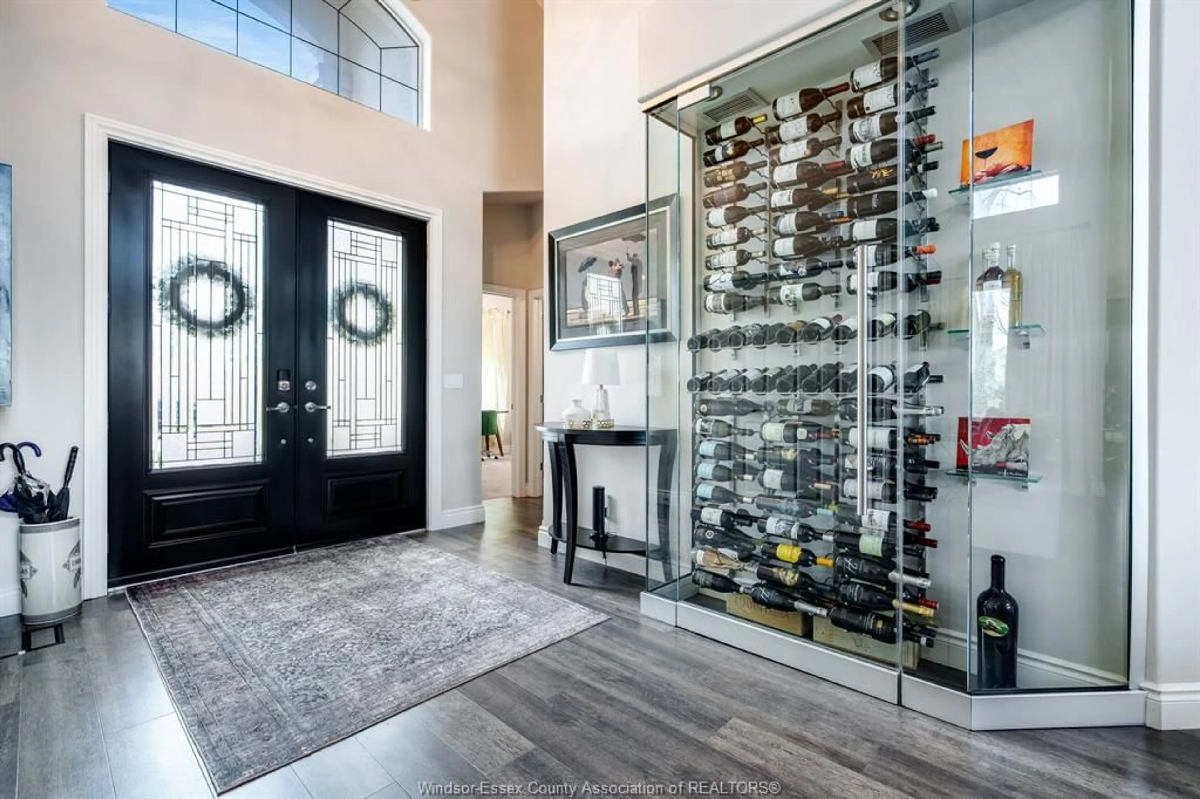 Indoor entryway for 1006 Lilydale, Lakeshore Ontario N8L 0Z2