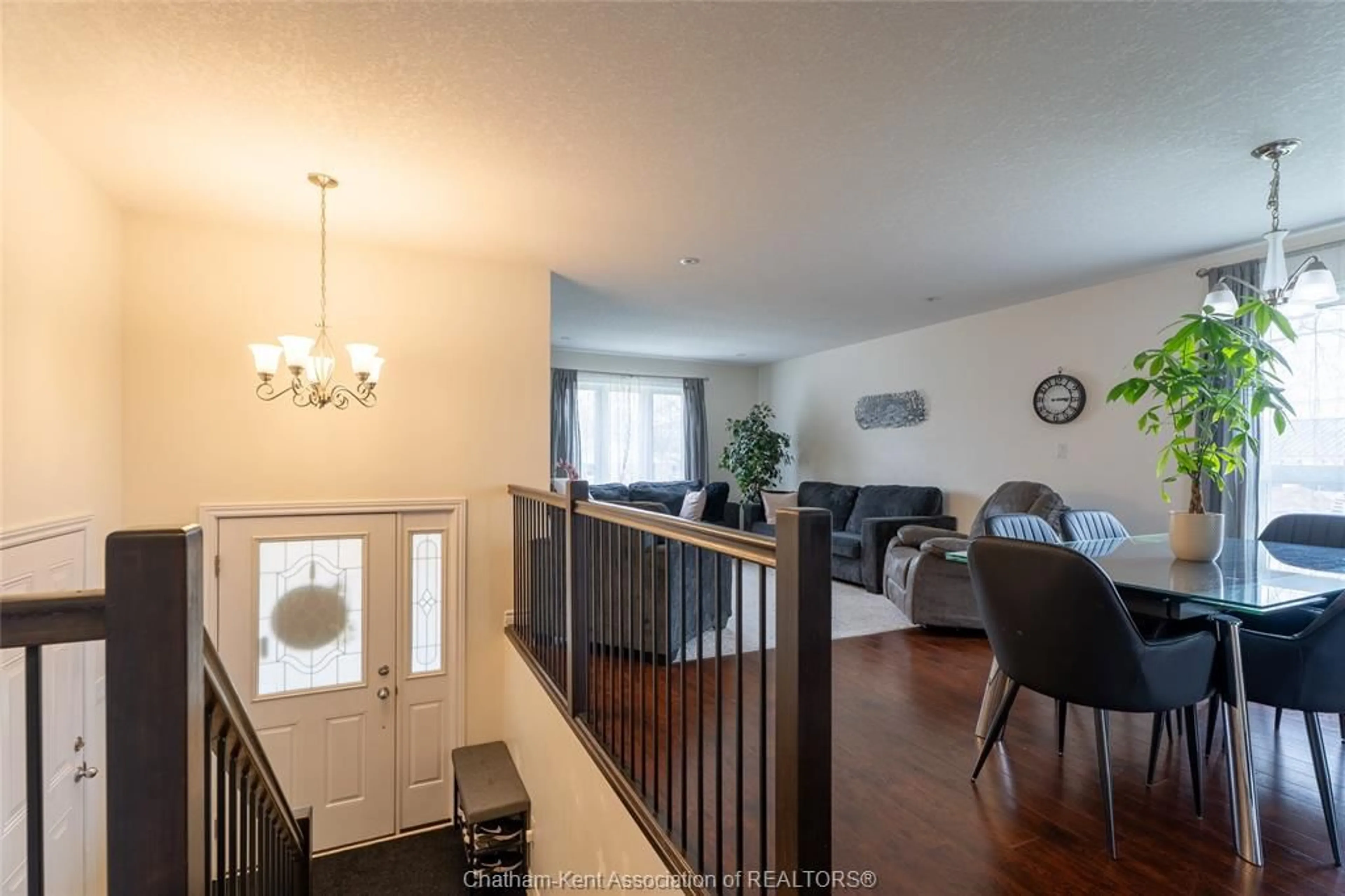 Unknown for 30 St Michael Ave, Chatham Ontario N7M 2E4