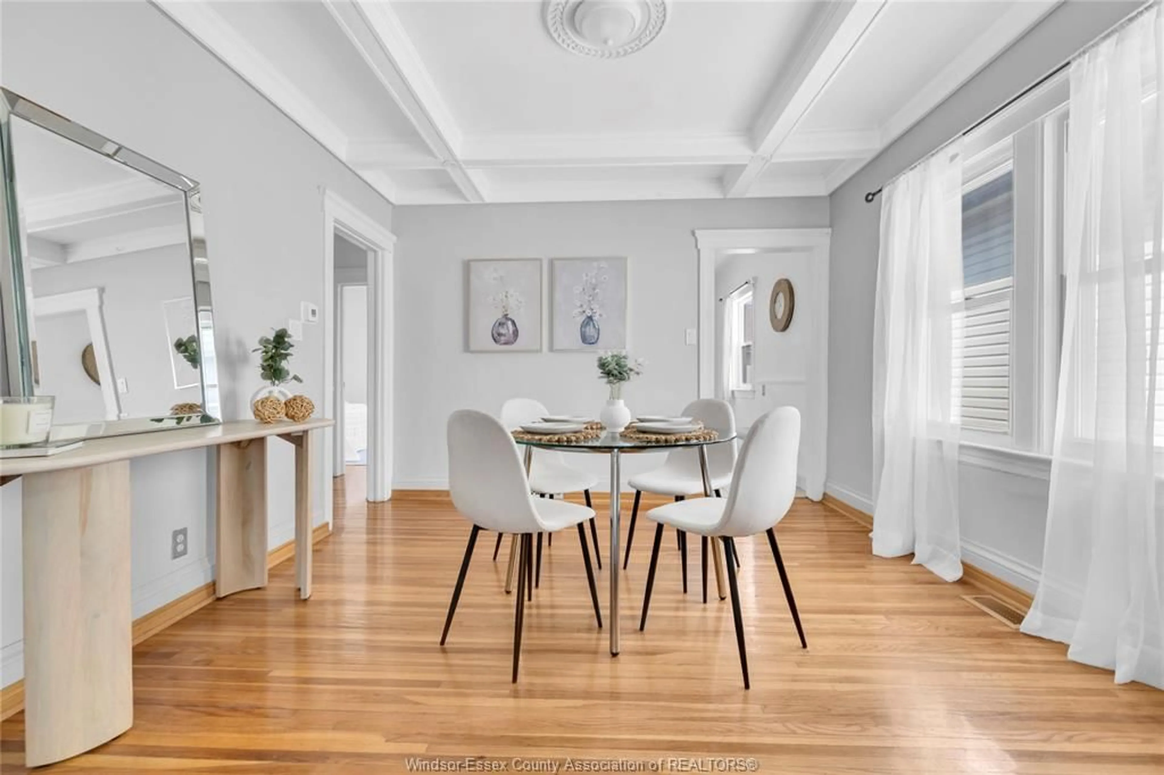 Dining room, unknown for 1368 ERIE St, Windsor Ontario N9A 3Z7