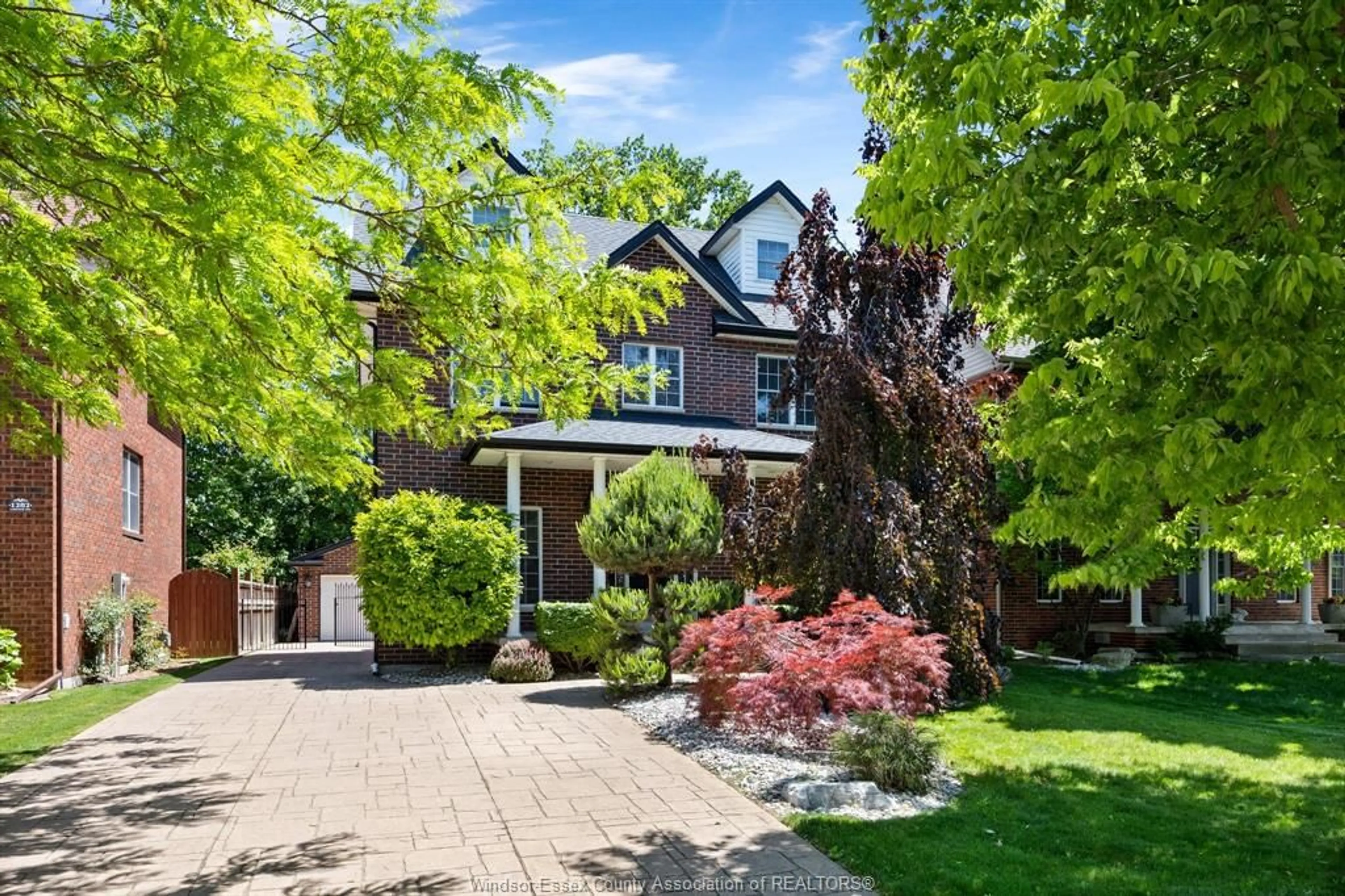 Home with brick exterior material, street for 1288 LAKEVIEW, Windsor Ontario N8P 1K9