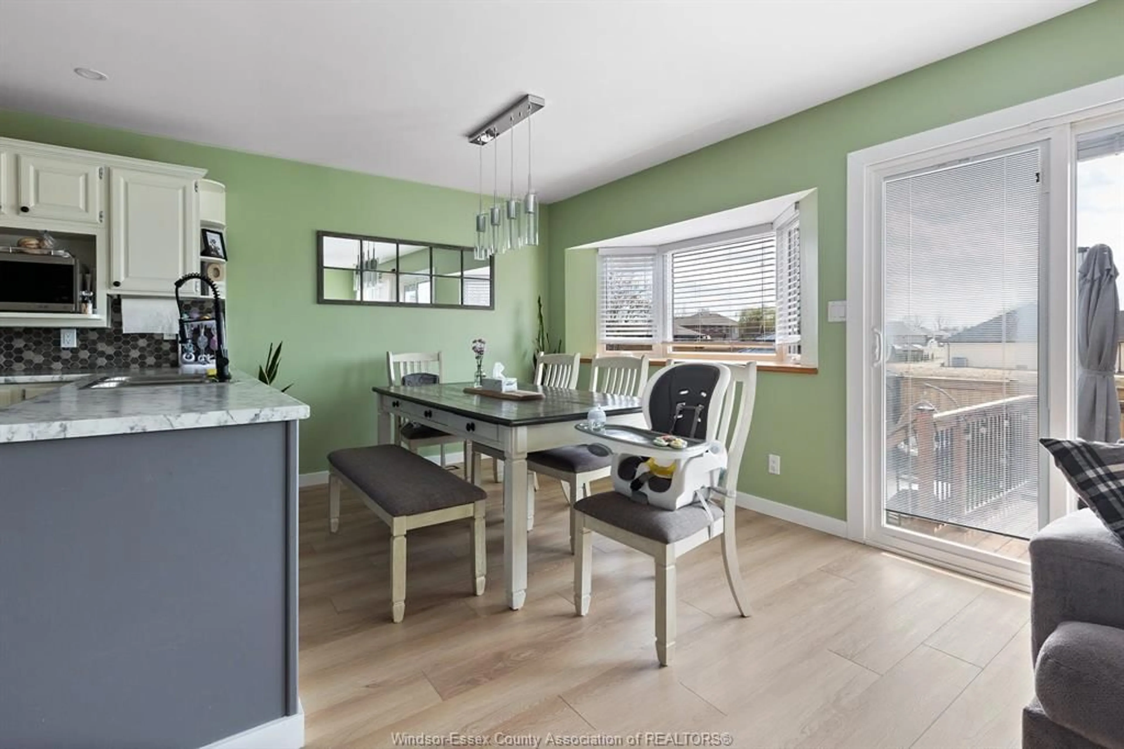 Dining room, wood/laminate floor for 121 MEDITERRANEAN Ave, Amherstburg Ontario N9V 3X7