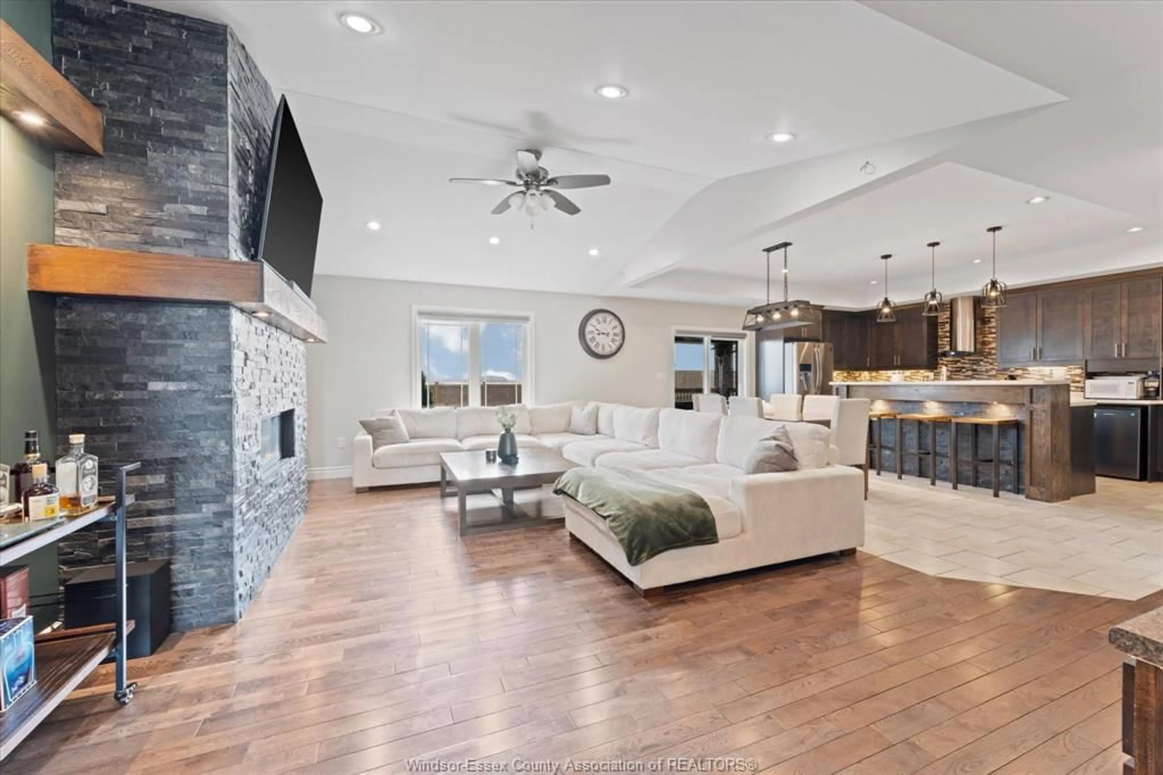 Living room with furniture, ceramic/tile floor for 1310 DEER RUN Trail, Lakeshore Ontario N0R 1V0