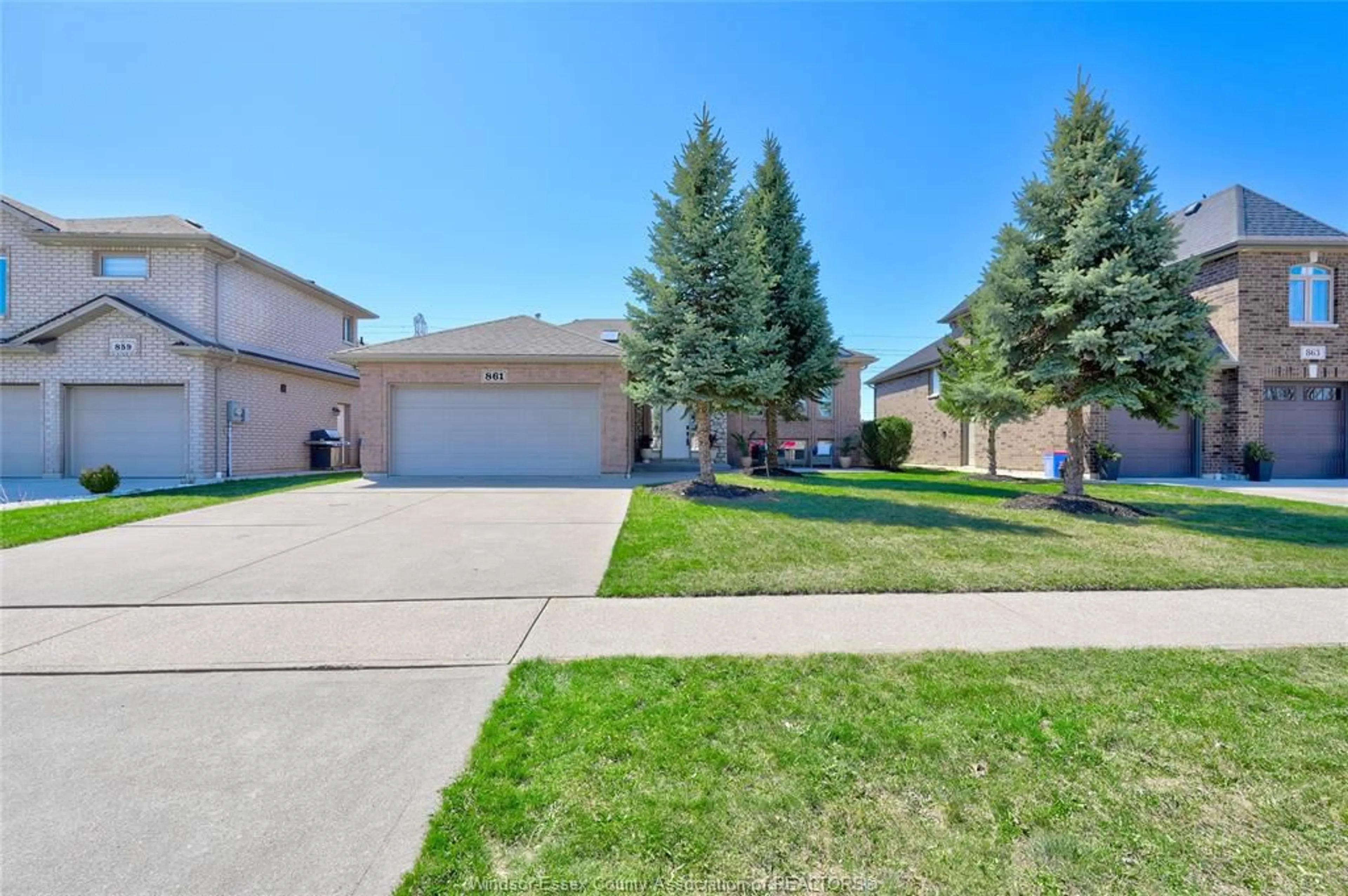 Unknown for 861 SOUTHWOOD Dr, Lakeshore Ontario N8L 1G1