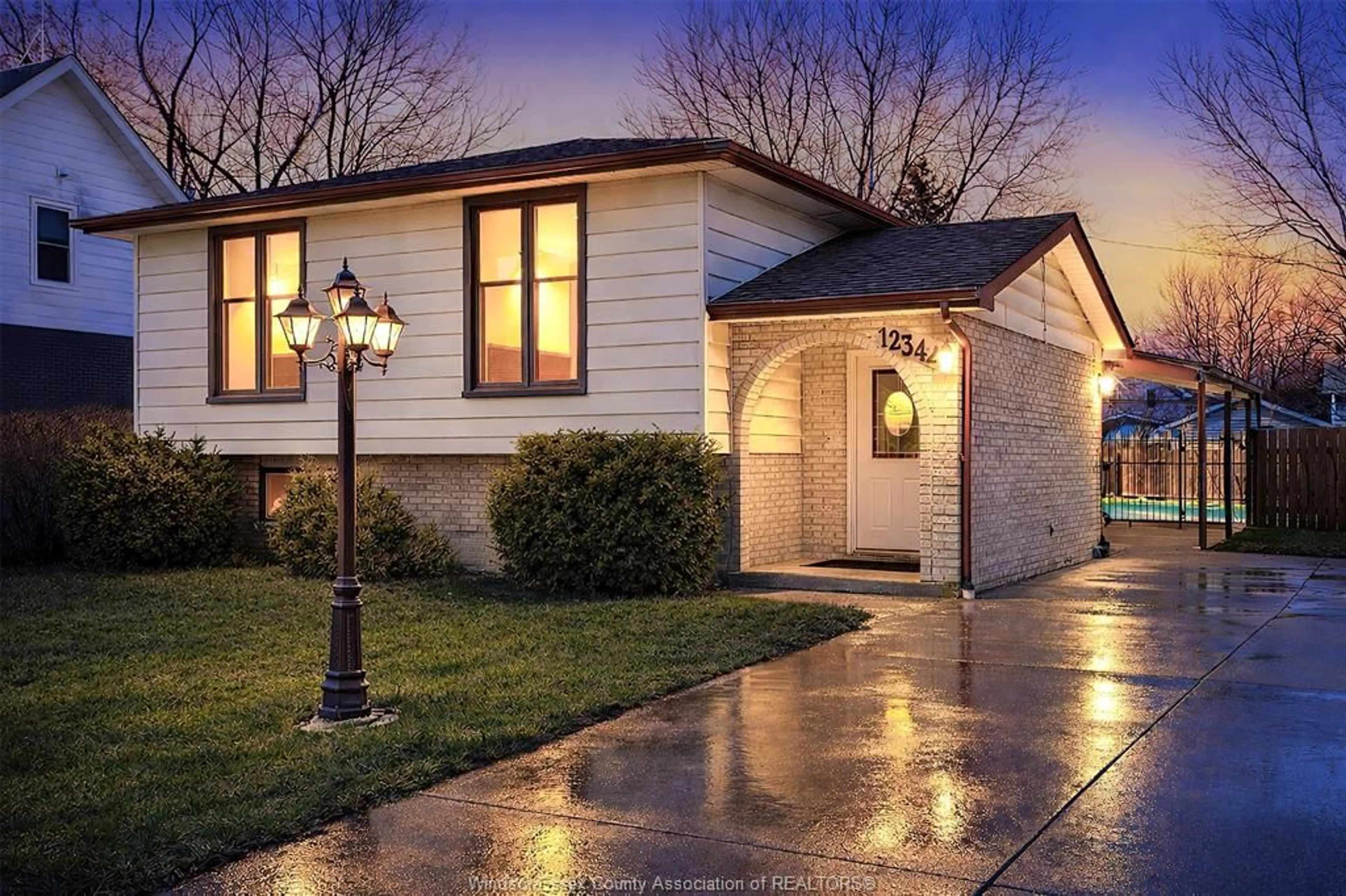 Unknown for 12342 LACHANCE Crt, Tecumseh Ontario N8N 1L6