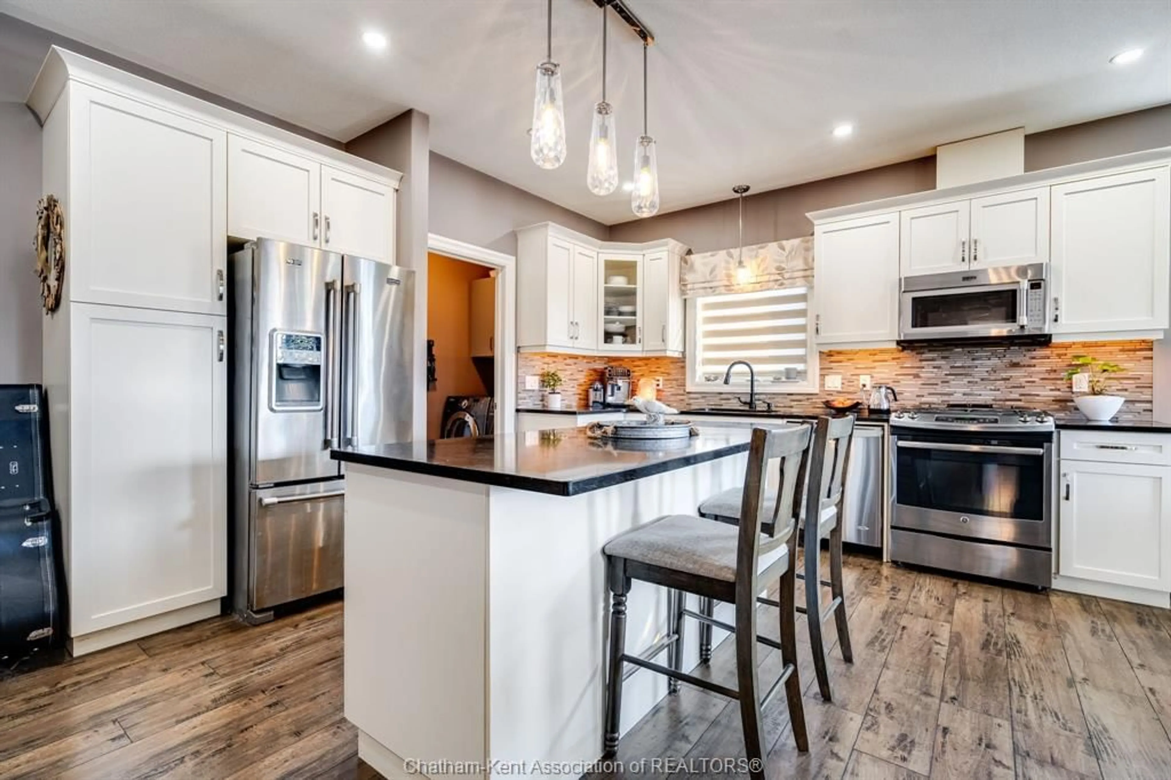 Open concept kitchen, unknown for 42 Lanz Blvd, Blenheim Ontario N0P 1A0
