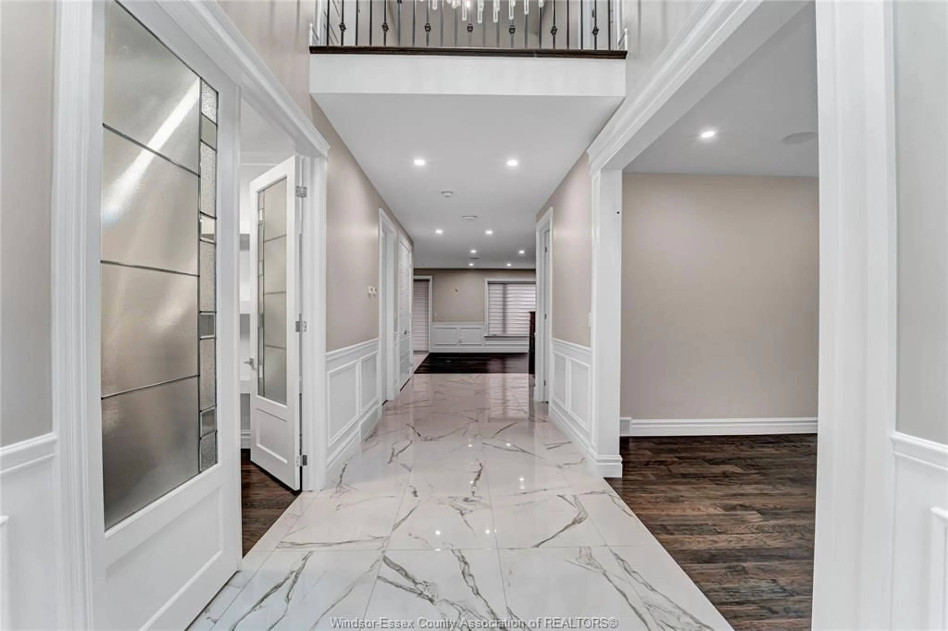 Indoor entryway for 310 BENSON, Amherstburg Ontario N9V 0G7