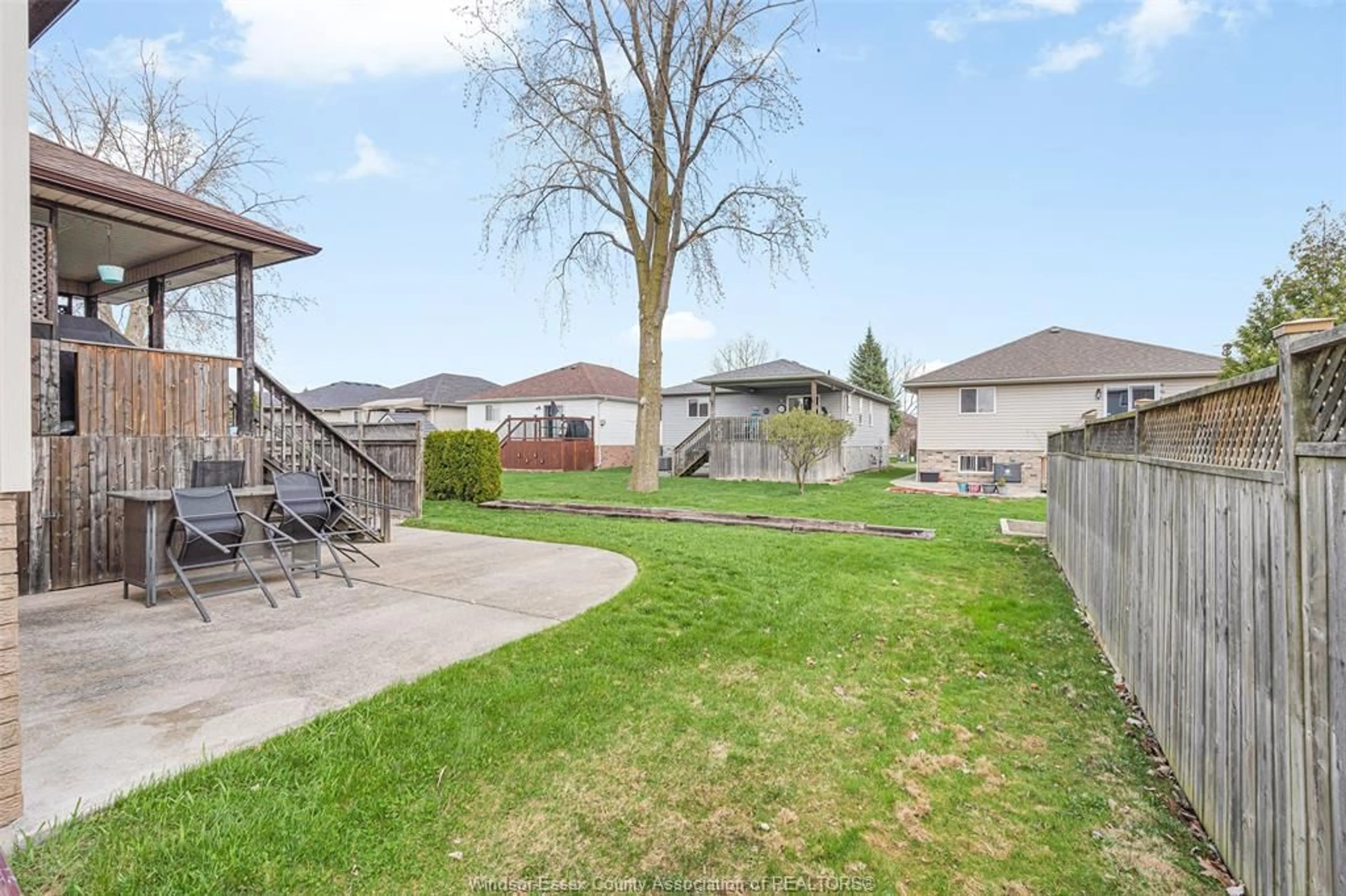 Patio, street for 1128 FREDERICA, Windsor Ontario N8P 1V9