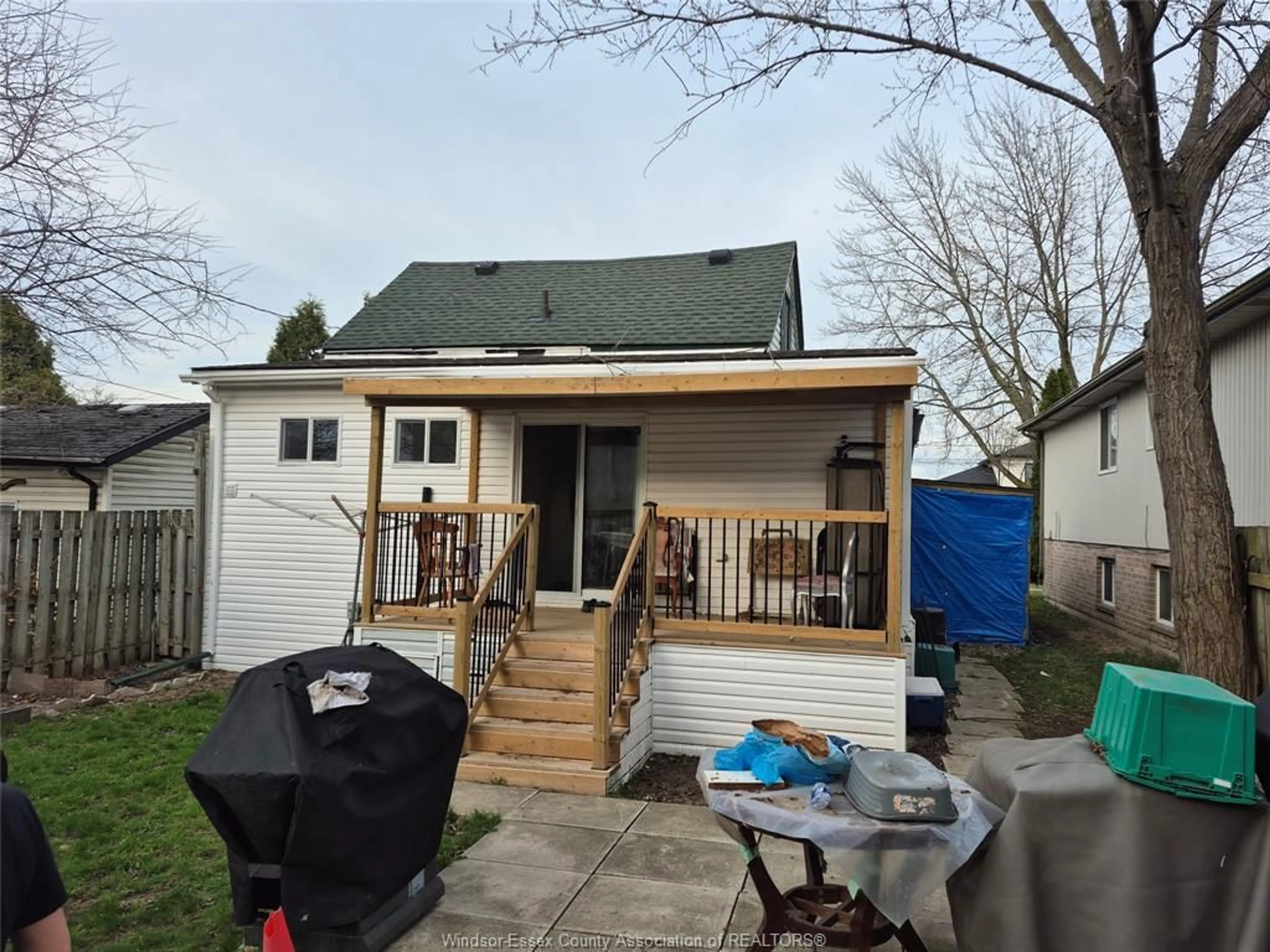 Shed for 3291 RIBERDY, Windsor Ontario N8W 3V1