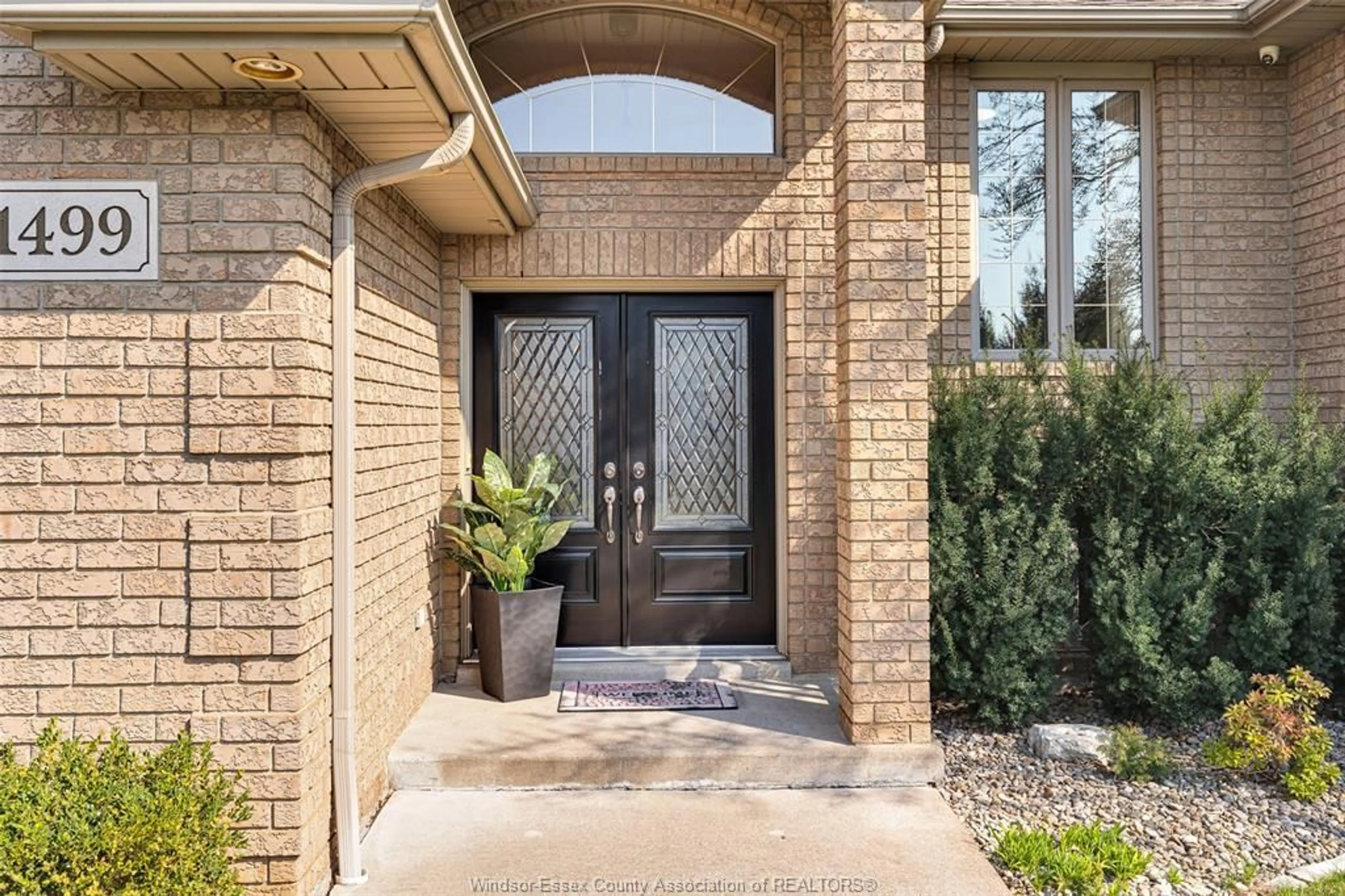 Home with brick exterior material, street for 1499 POPE St, LaSalle Ontario N9J 3R8