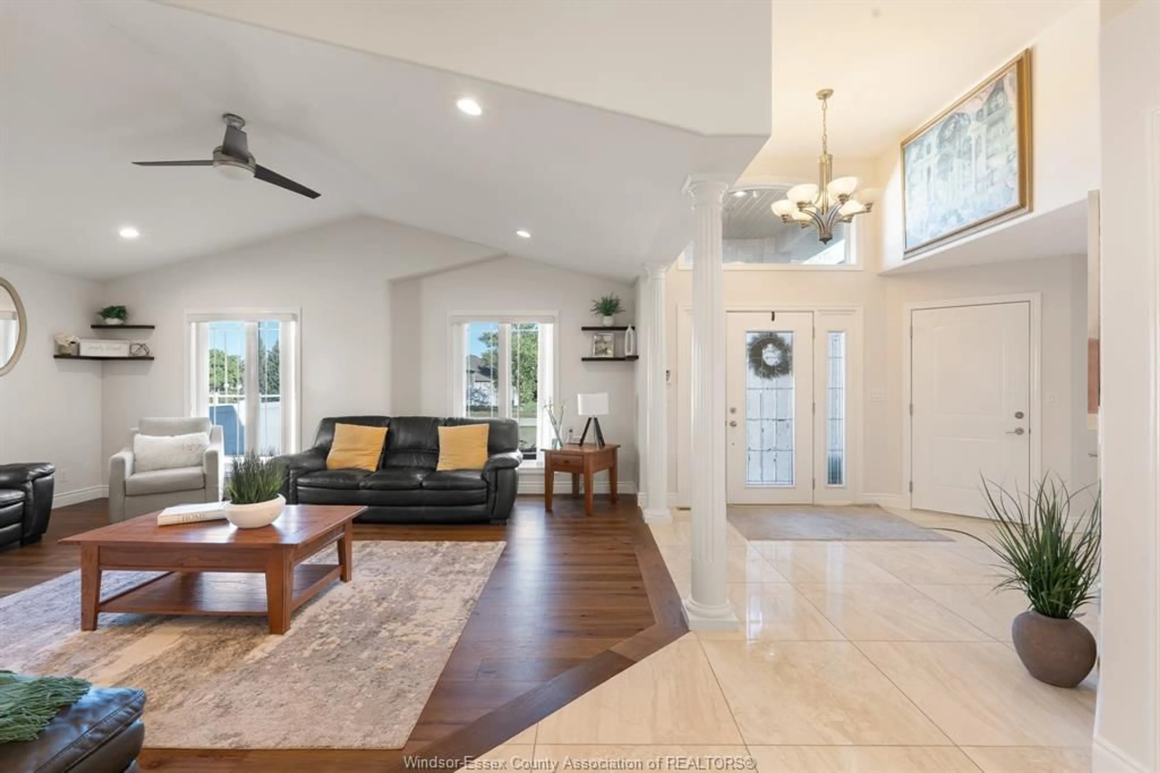 Unknown for 11933 MAISONNEUVE St, Tecumseh Ontario N8N 1R2