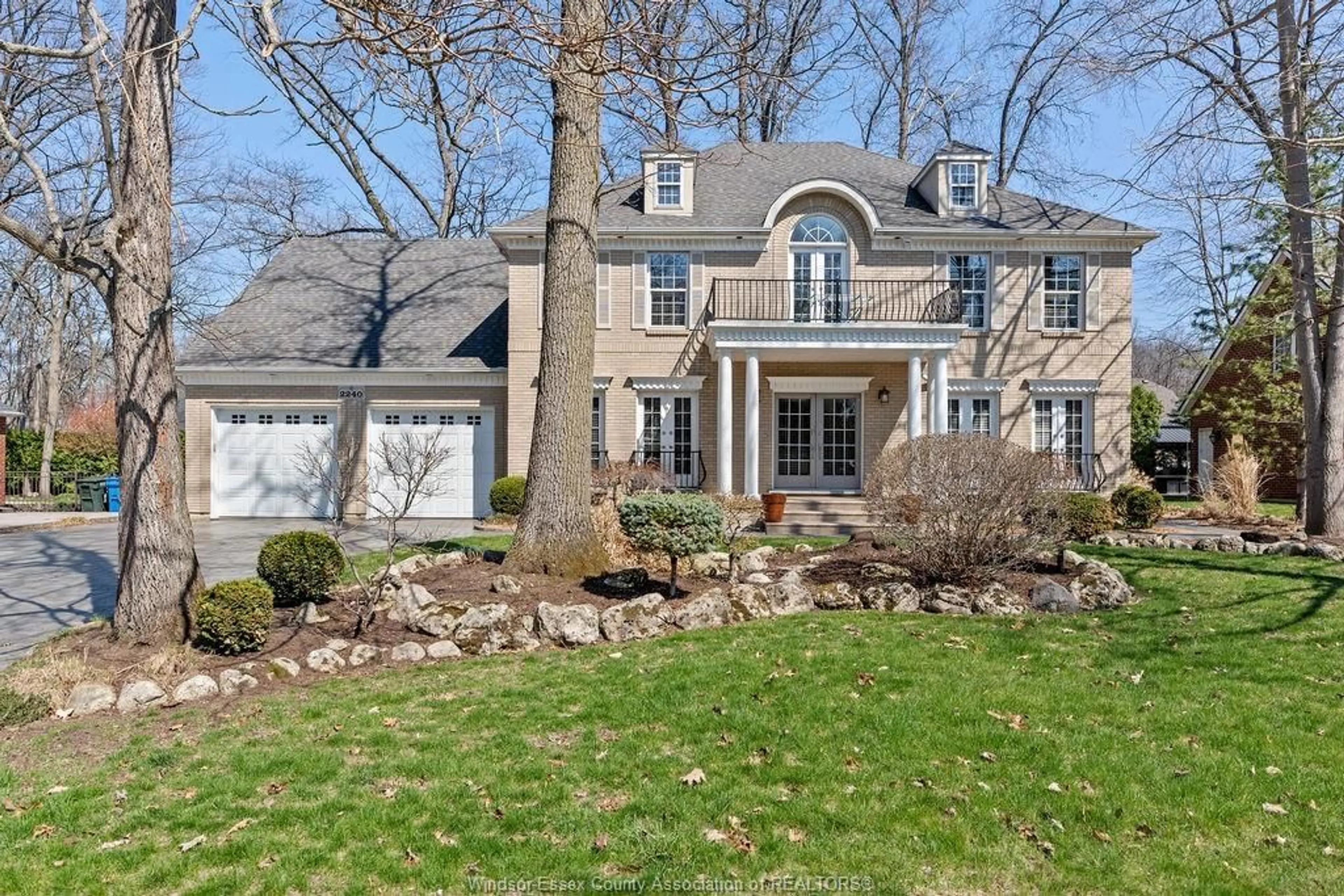 Home with brick exterior material, street for 2240 SUZANNE St, LaSalle Ontario N9H 2K3