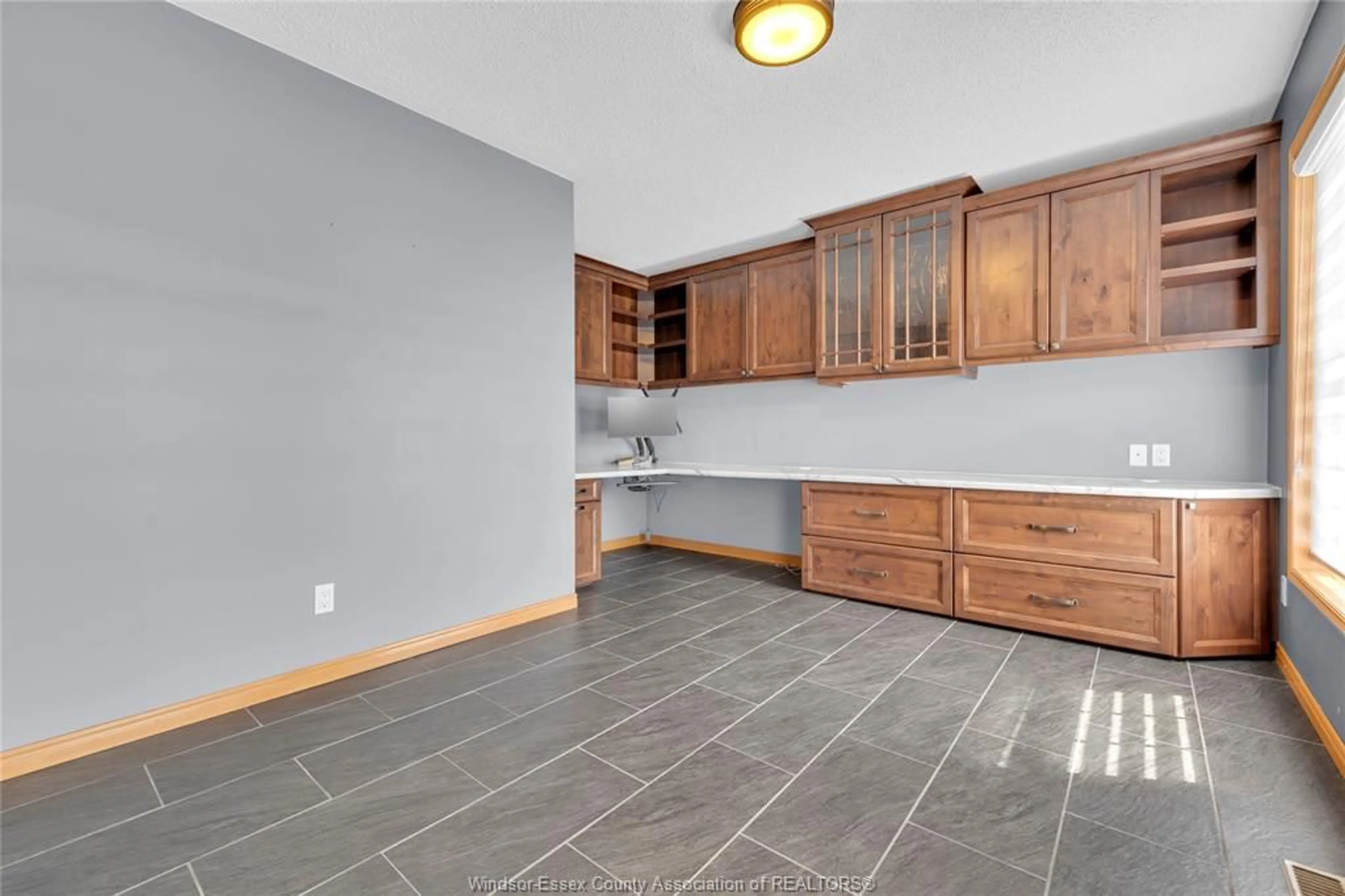 Laundry room for 1201 GESTO Sideroad, Essex Ontario N8M 2X6