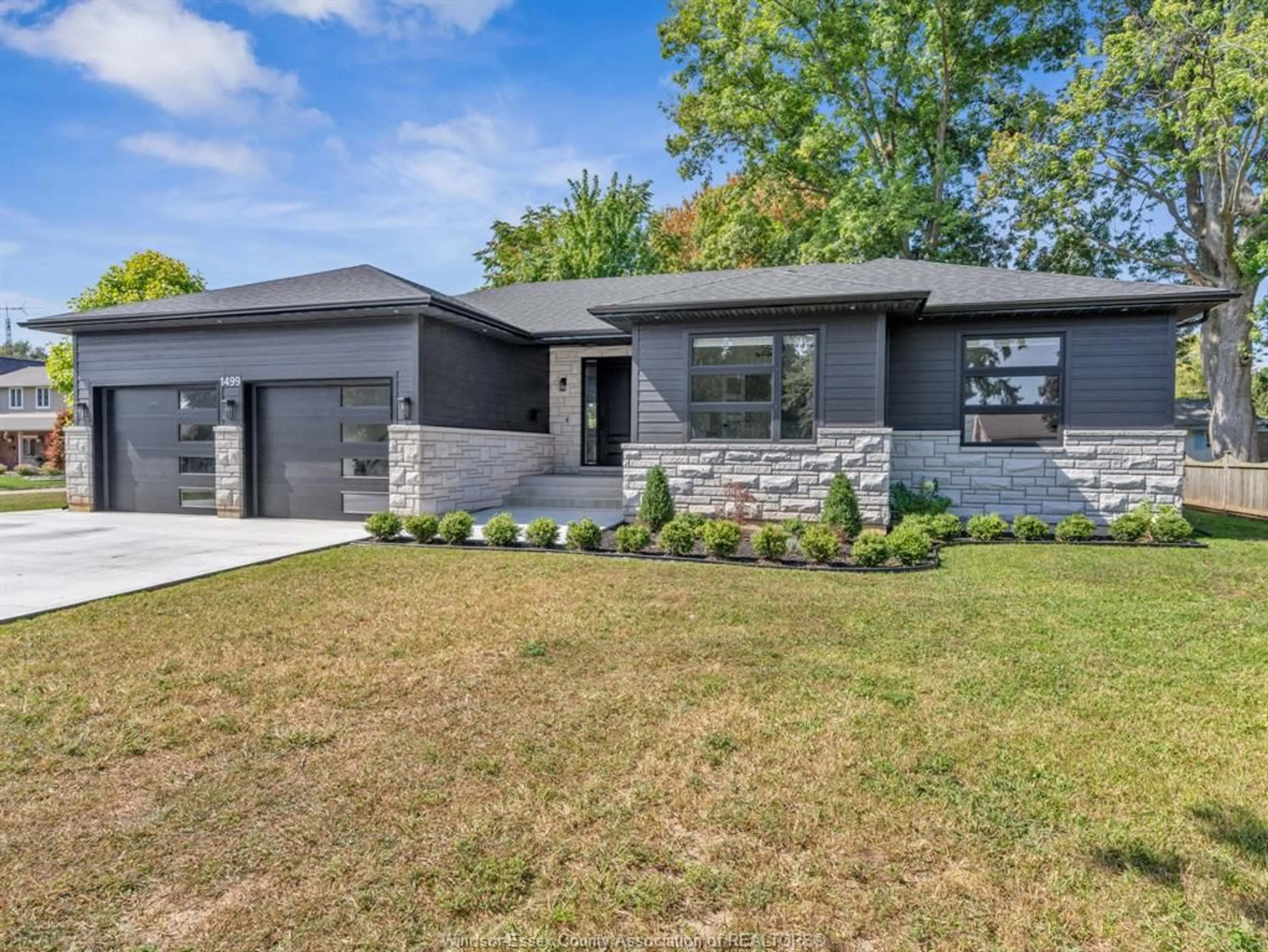 Home with brick exterior material, street for 1499 FULLER Dr, Kingsville Ontario N9Y 3M7