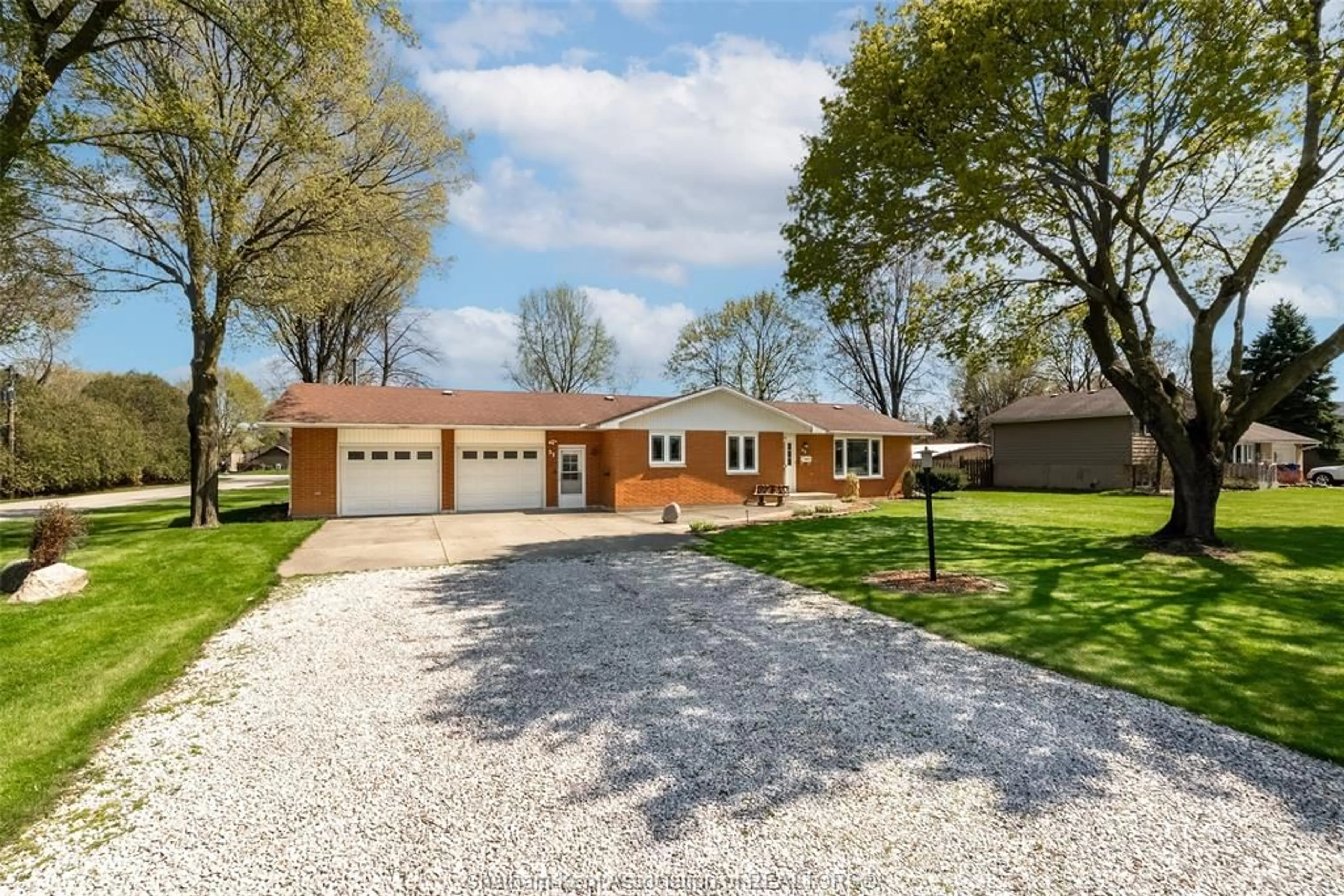 Home with brick exterior material, street for 32 Nichols Dr, Blenheim Ontario N0P 1A0