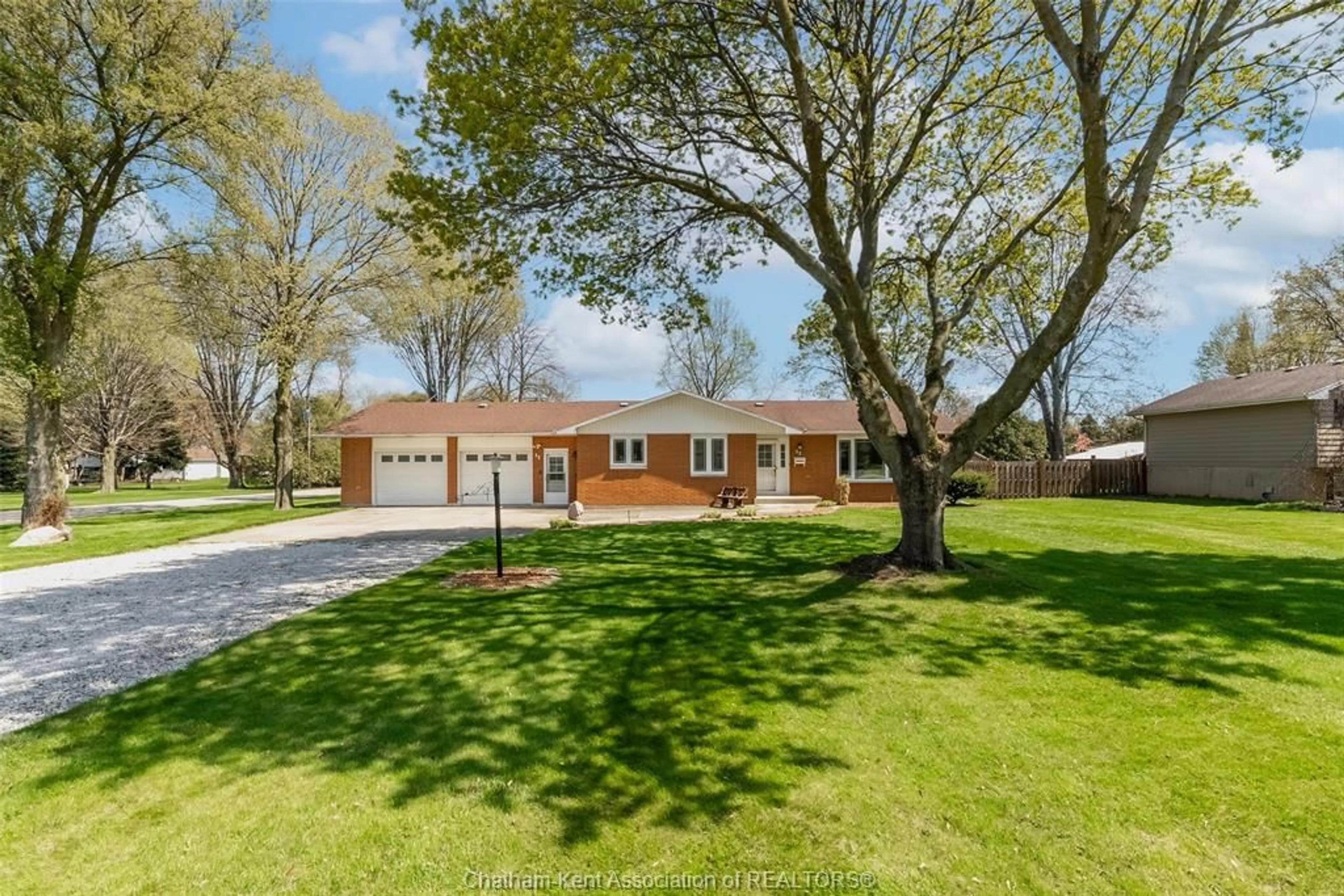 A pic from outside/outdoor area/front of a property/back of a property/a pic from drone, street for 32 Nichols Dr, Blenheim Ontario N0P 1A0