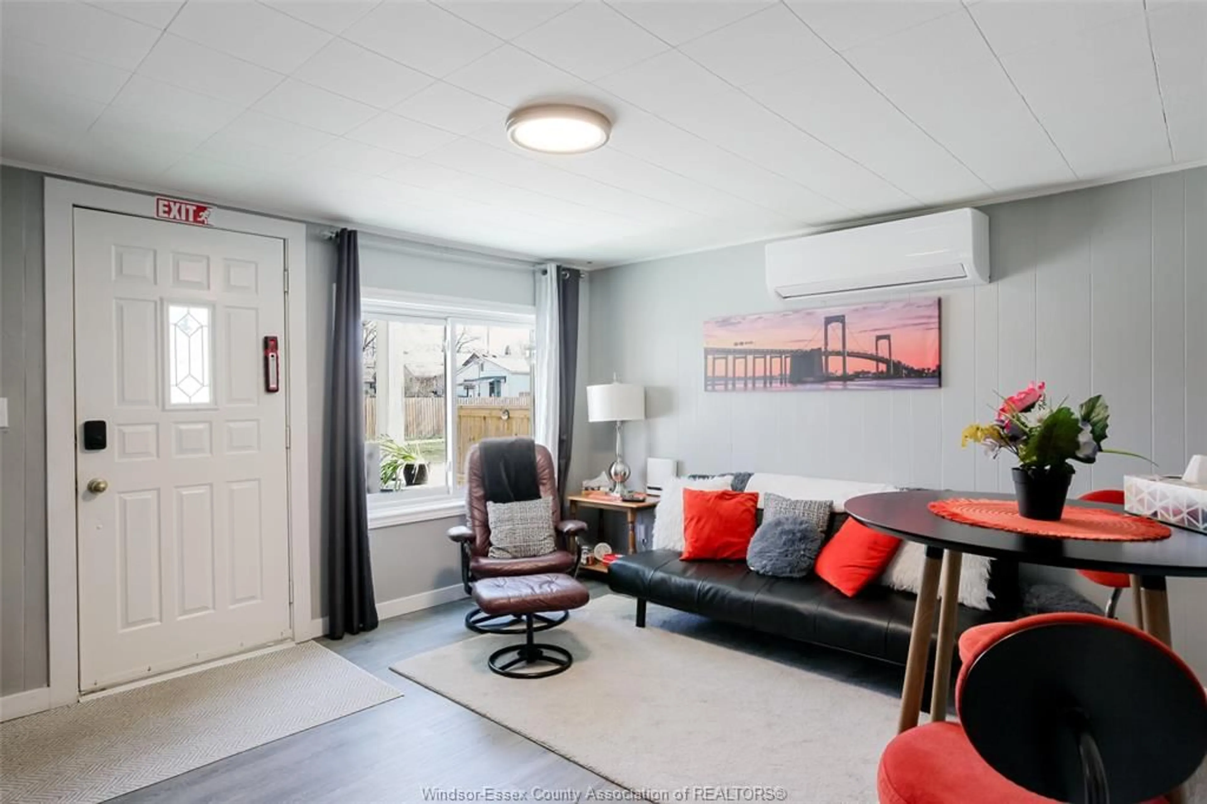 Living room with furniture, unknown for 639 WATKINS, Windsor Ontario N9C 2Y5