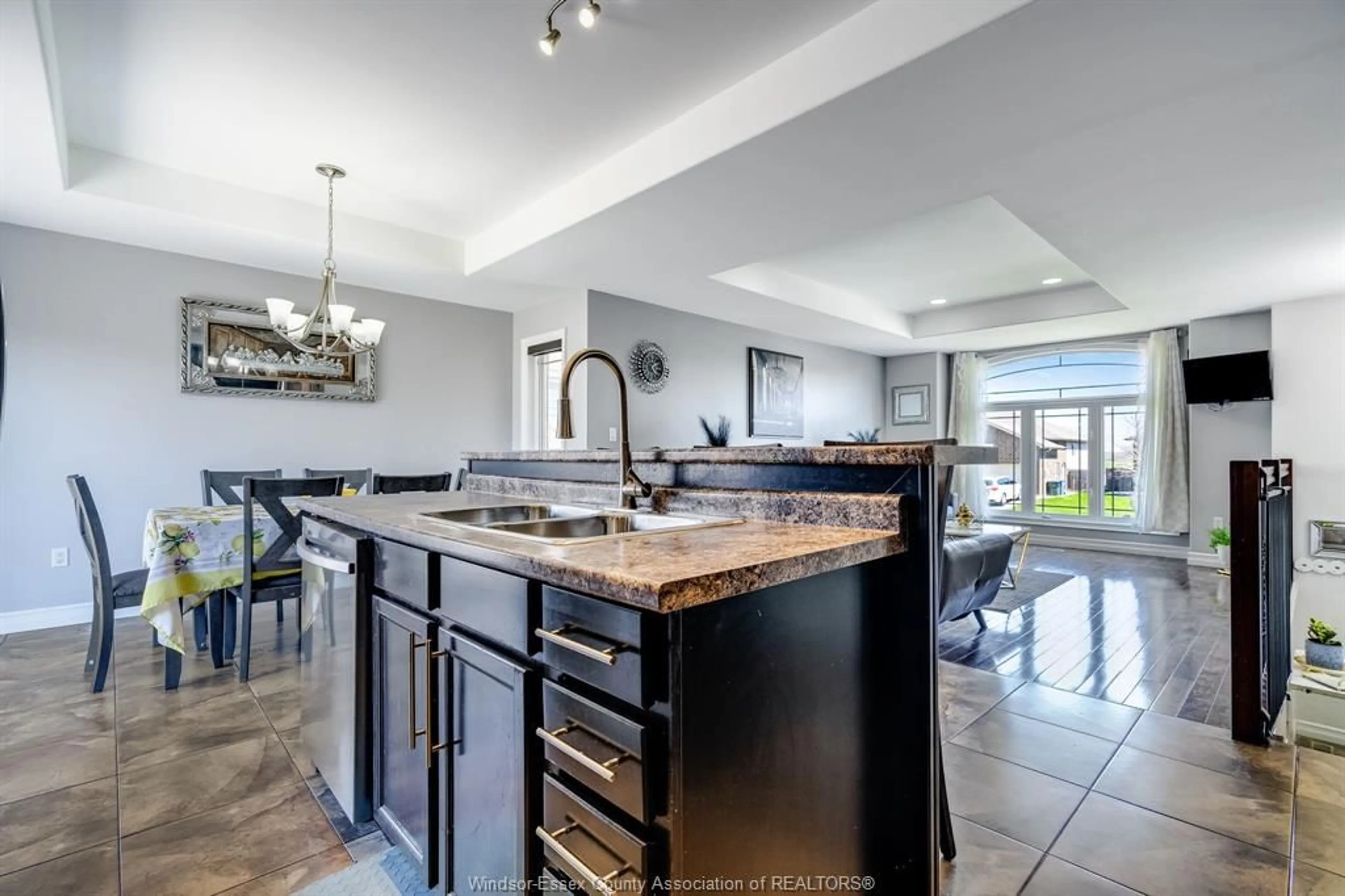 Open concept kitchen, ceramic/tile floor for 53 ANTONIO, Leamington Ontario N8H 5P8