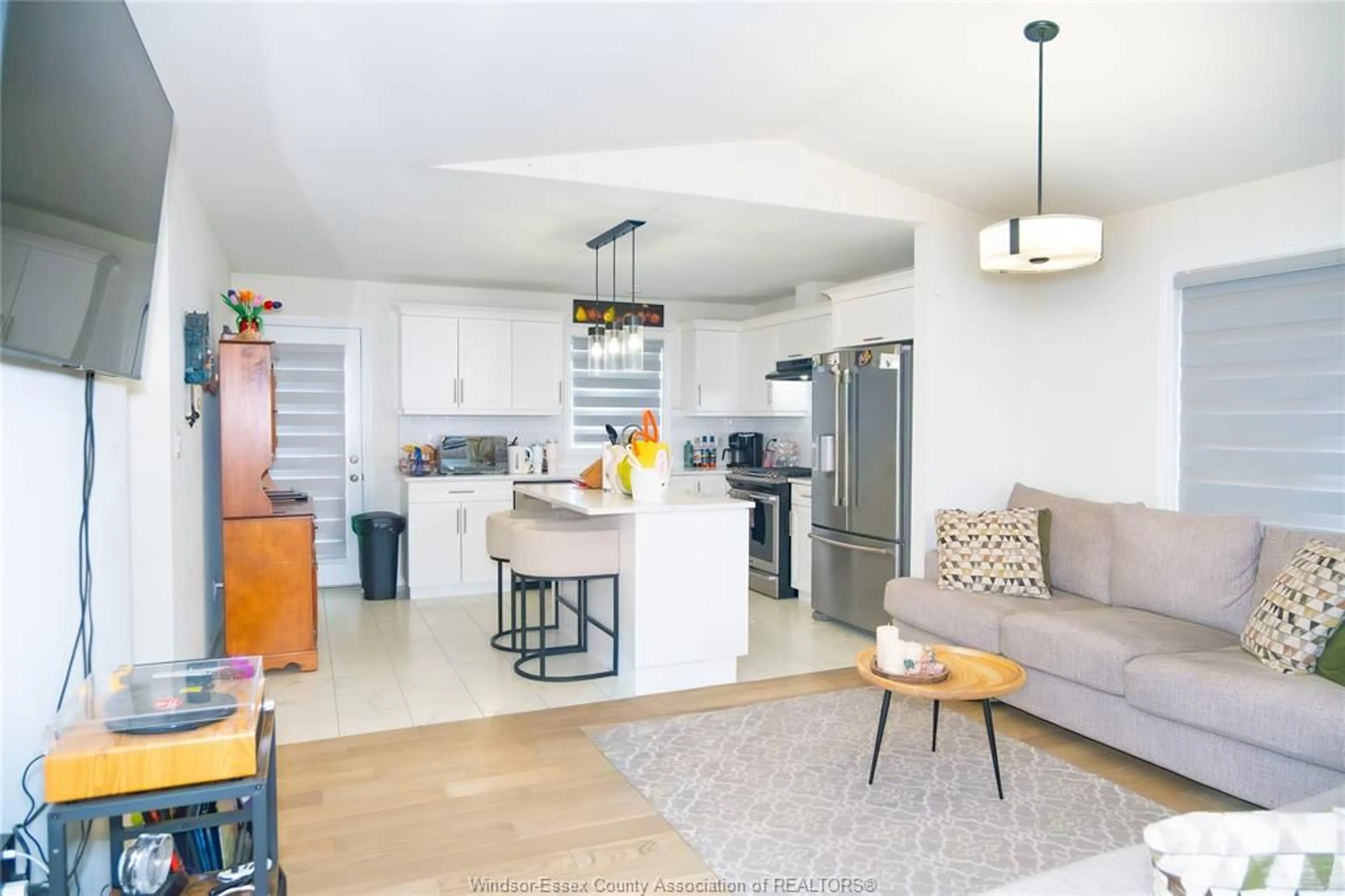 Open concept kitchen, ceramic/tile floor for 1155 ASPEN RIDGE Cres, Lakeshore Ontario N0R 1A0