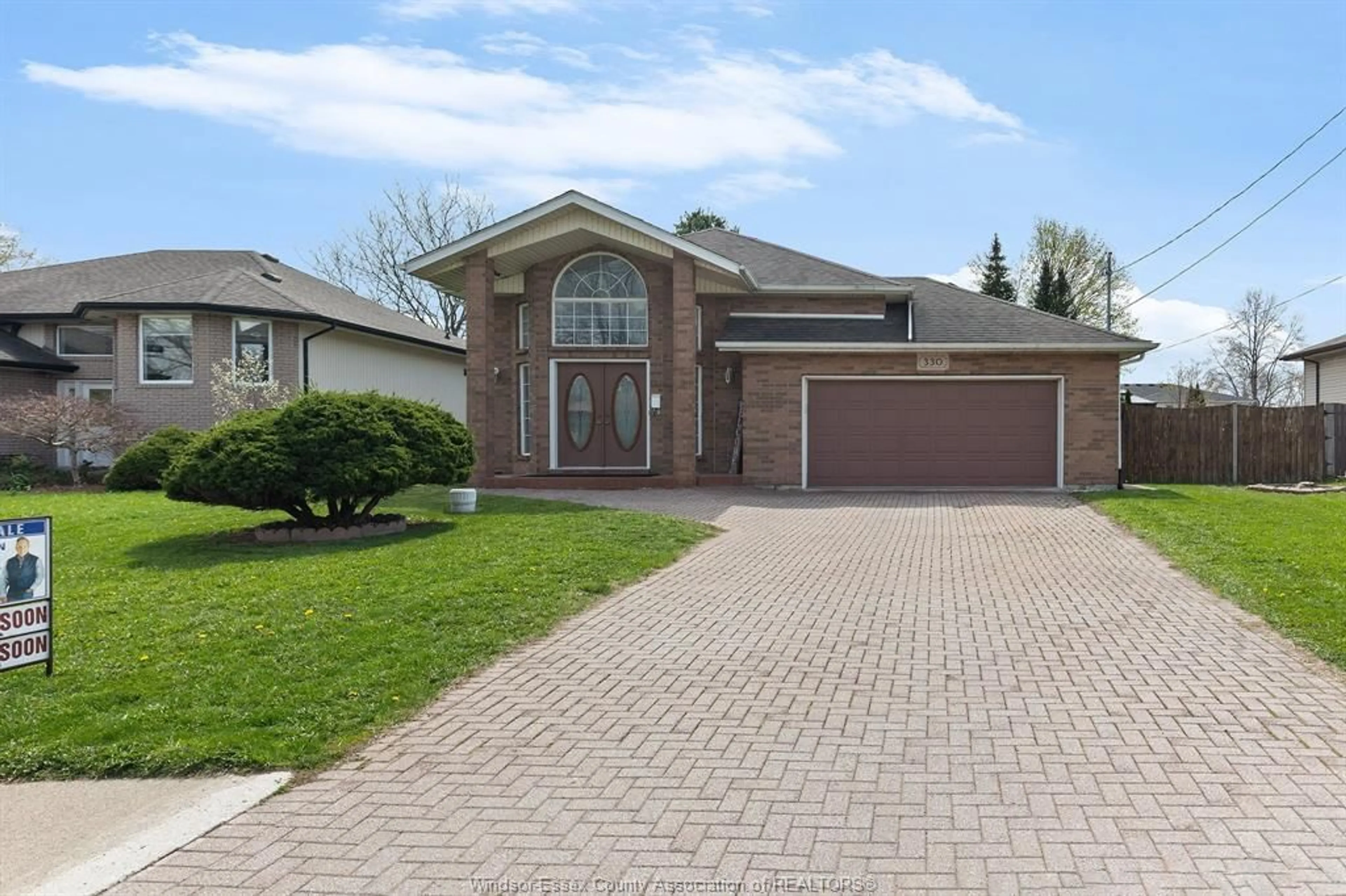 Home with brick exterior material, street for 330 REAUME Rd, LaSalle Ontario N9J 1B1