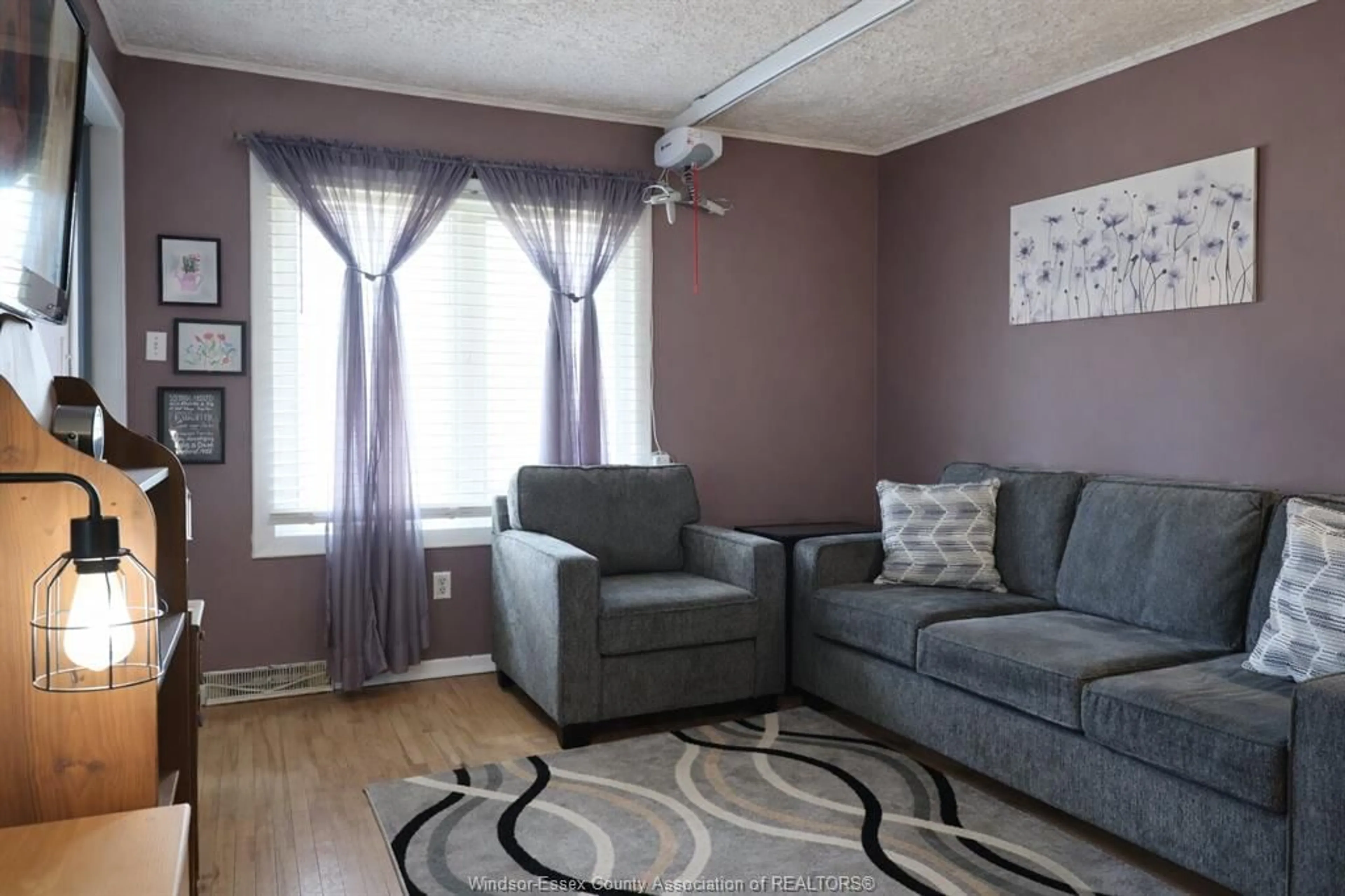 Living room with furniture, unknown for 1118 FELIX Ave, Windsor Ontario N9C 3L7
