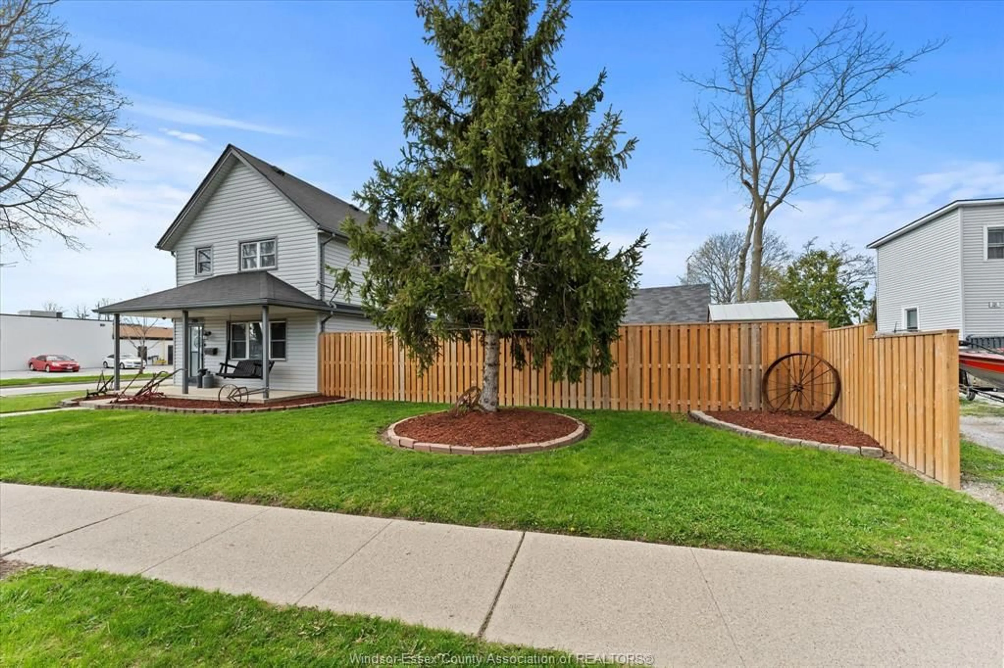 Unknown for 206 RICHMOND, Amherstburg Ontario N9V 1G8