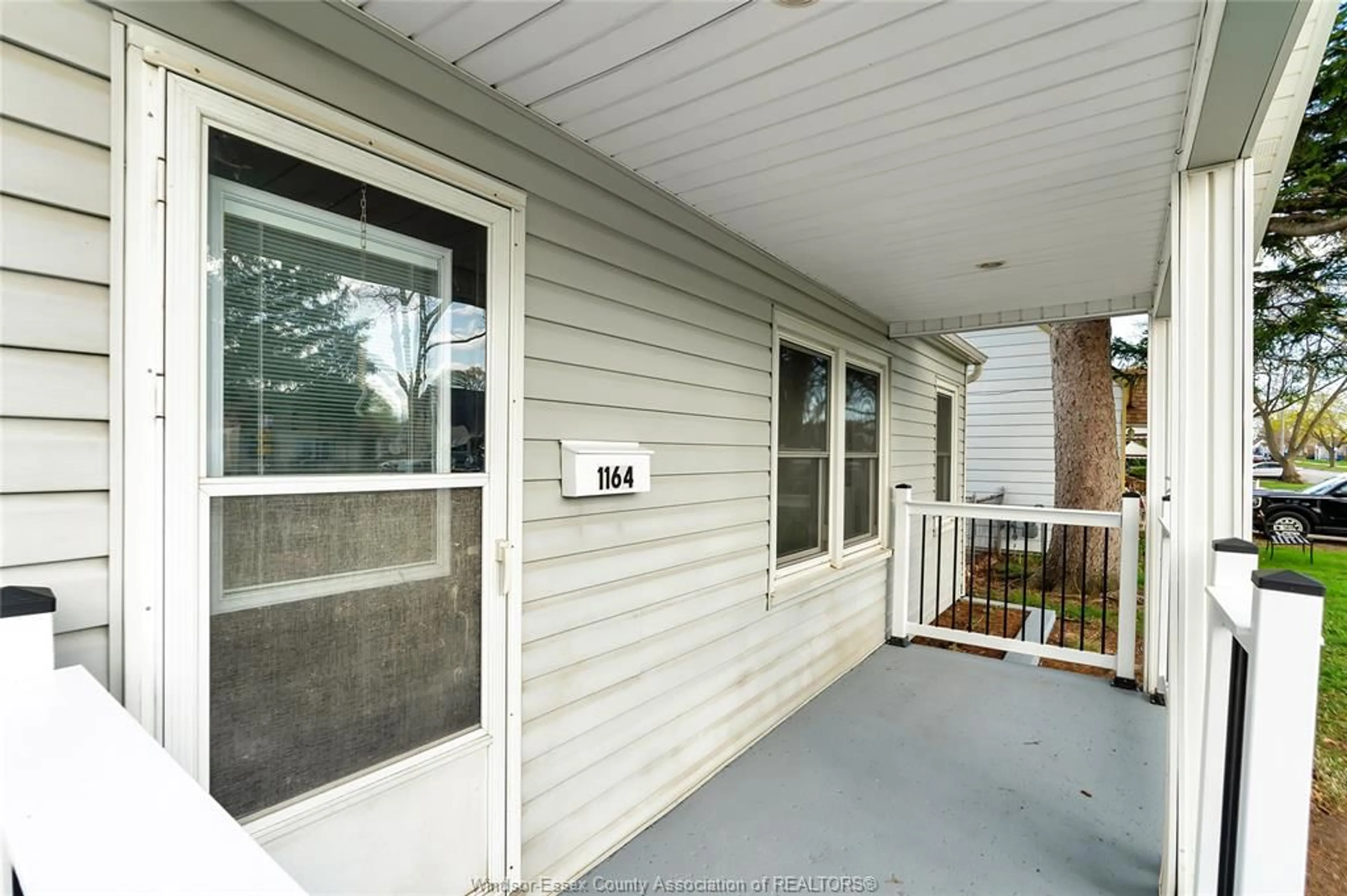 Unknown for 1164 PARTINGTON Ave, Windsor Ontario N9B 2P4