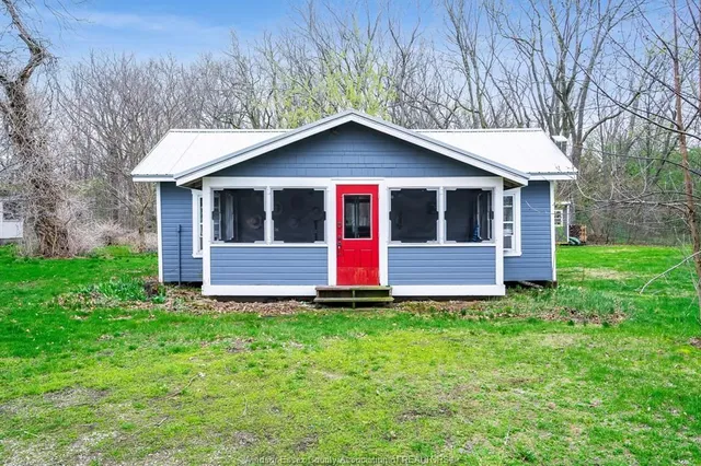 170 NORTH SHORE RD, Pelee Island 2