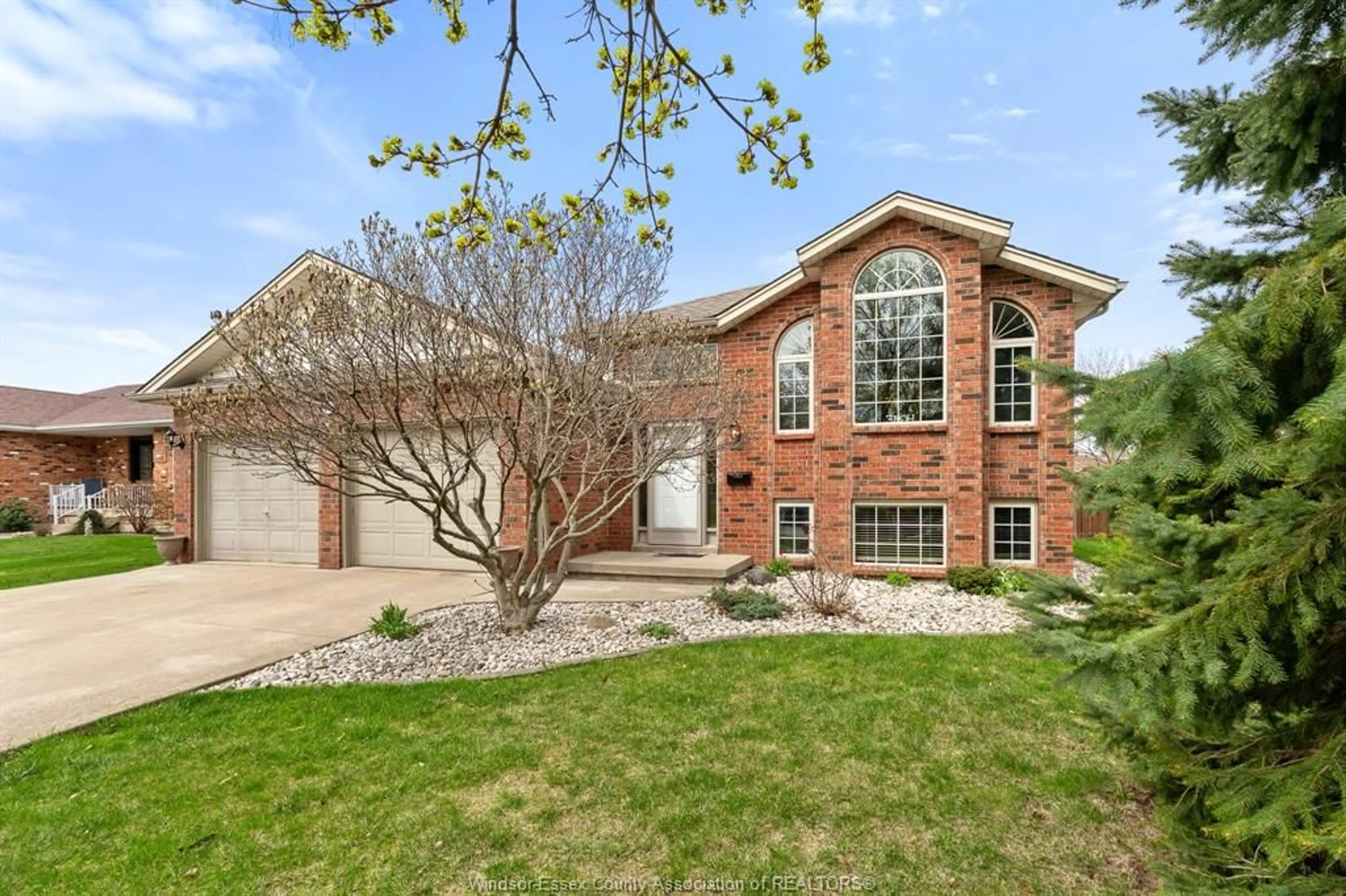 Home with brick exterior material, street for 294 Stone Ridge Ave, Amherstburg Ontario N9V 3W4