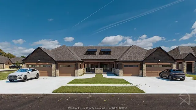 412 BLAKE St, Belle River 5