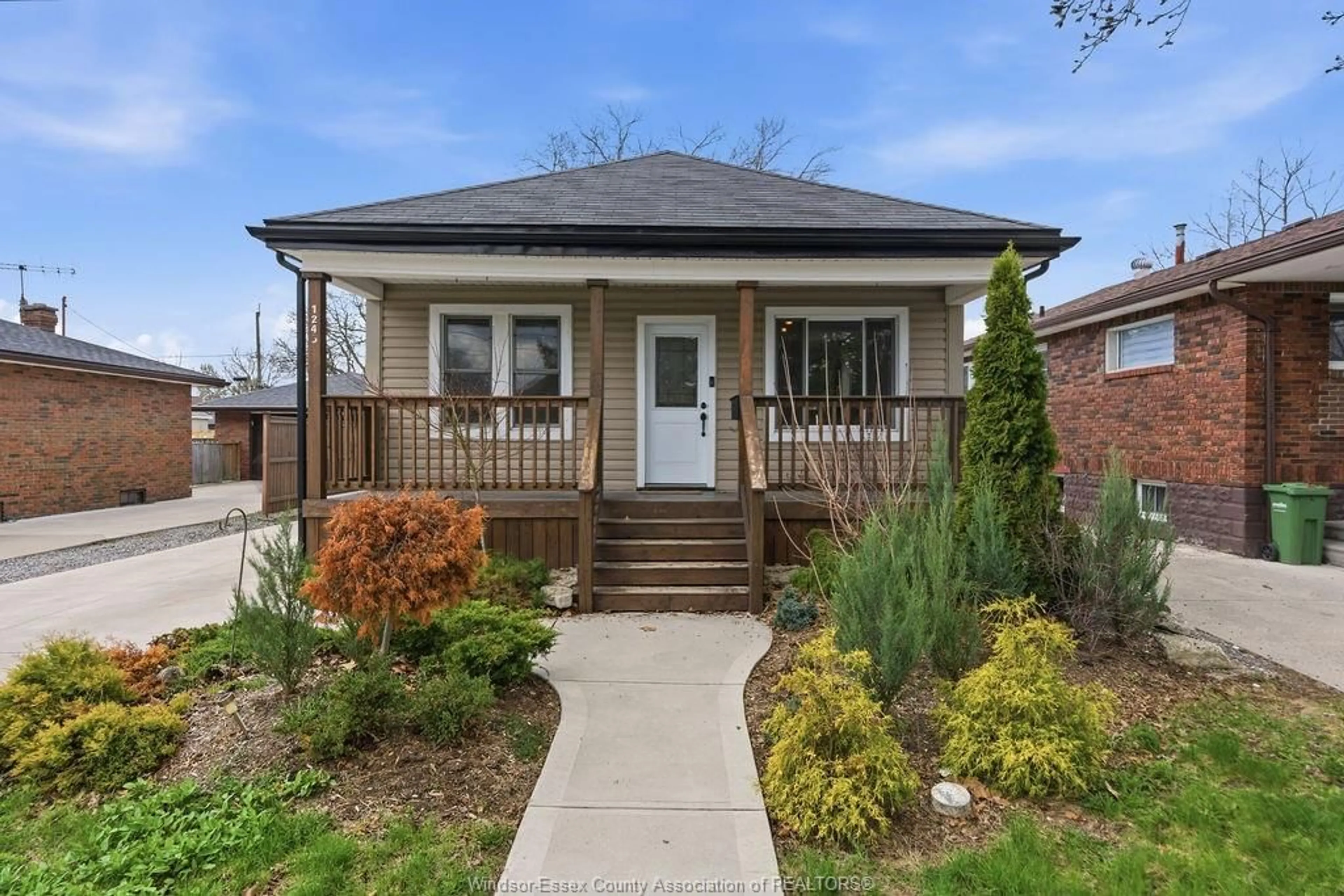 Home with brick exterior material, street for 1245 GEORGE, Windsor Ontario N8Y 2X7