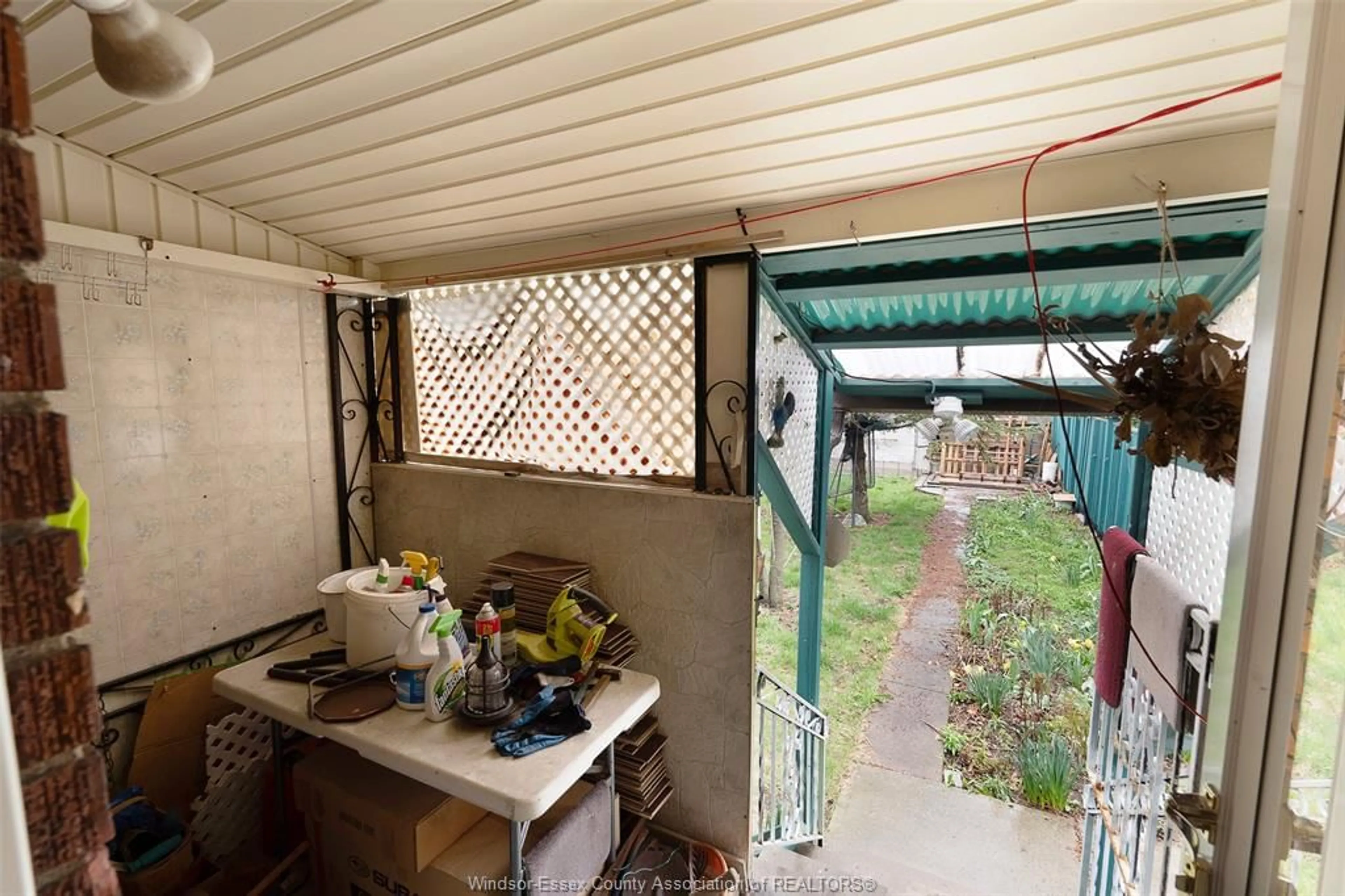 Unknown for 1845 LINCOLN Rd, Windsor Ontario N8W 2P6