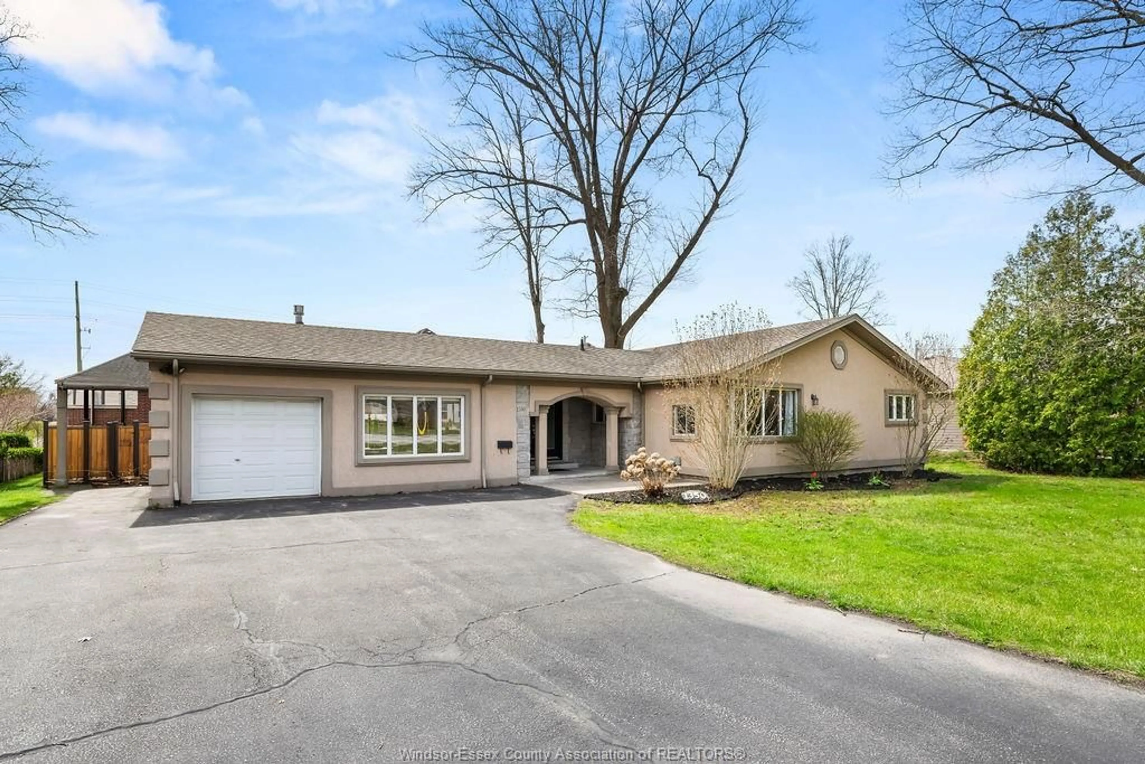 Unknown for 1350 LAURIER, LaSalle Ontario N9J 1N3