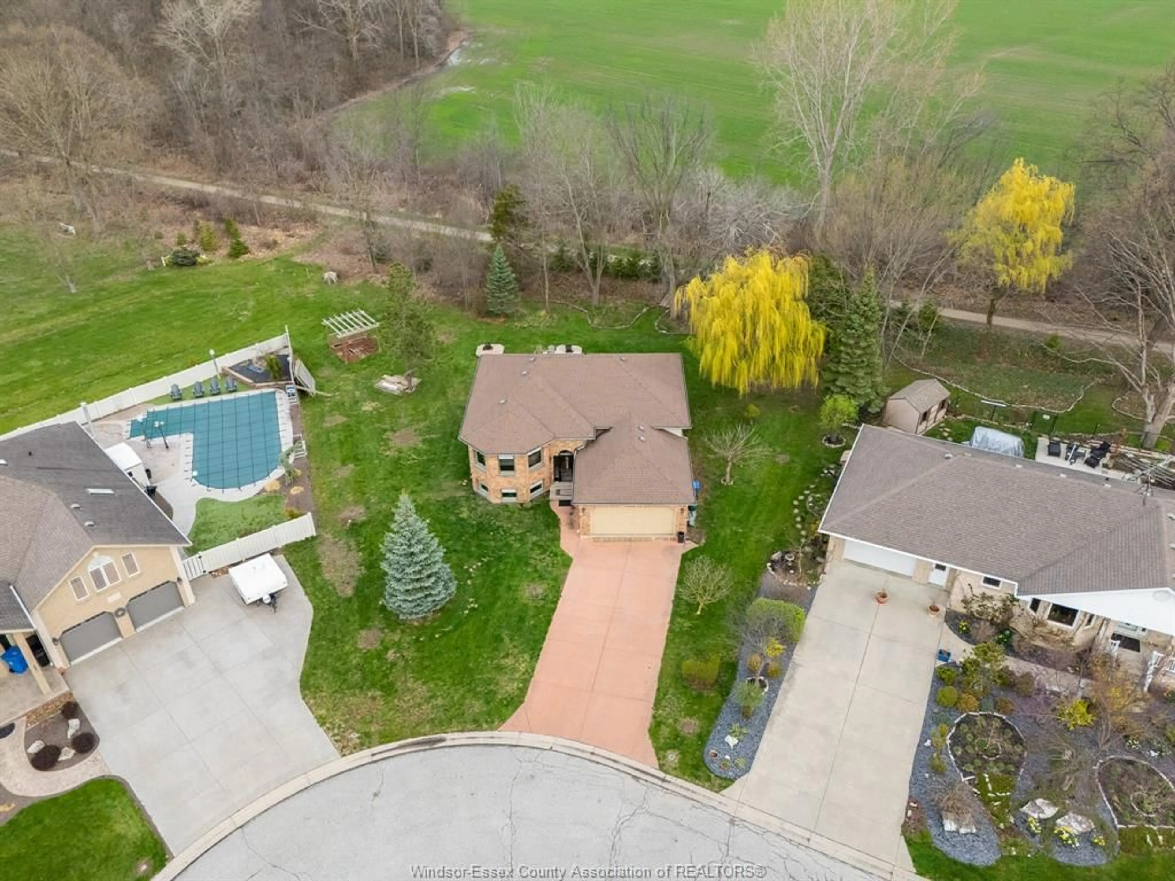 A pic from outside/outdoor area/front of a property/back of a property/a pic from drone, water/lake/river/ocean view for 8020 Gardiner Cres, McGregor Ontario N0R 1J0