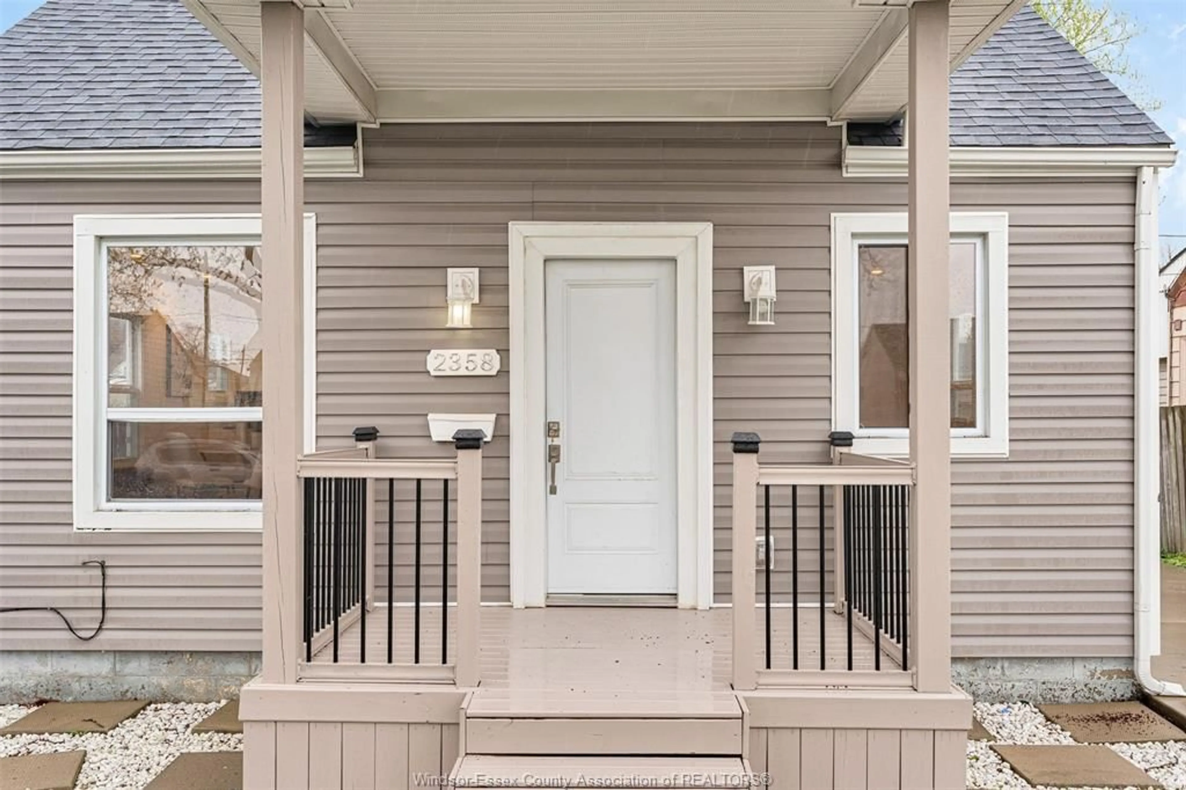 Home with vinyl exterior material, street for 2358 LOUIS Ave, Windsor Ontario N8W 2B6