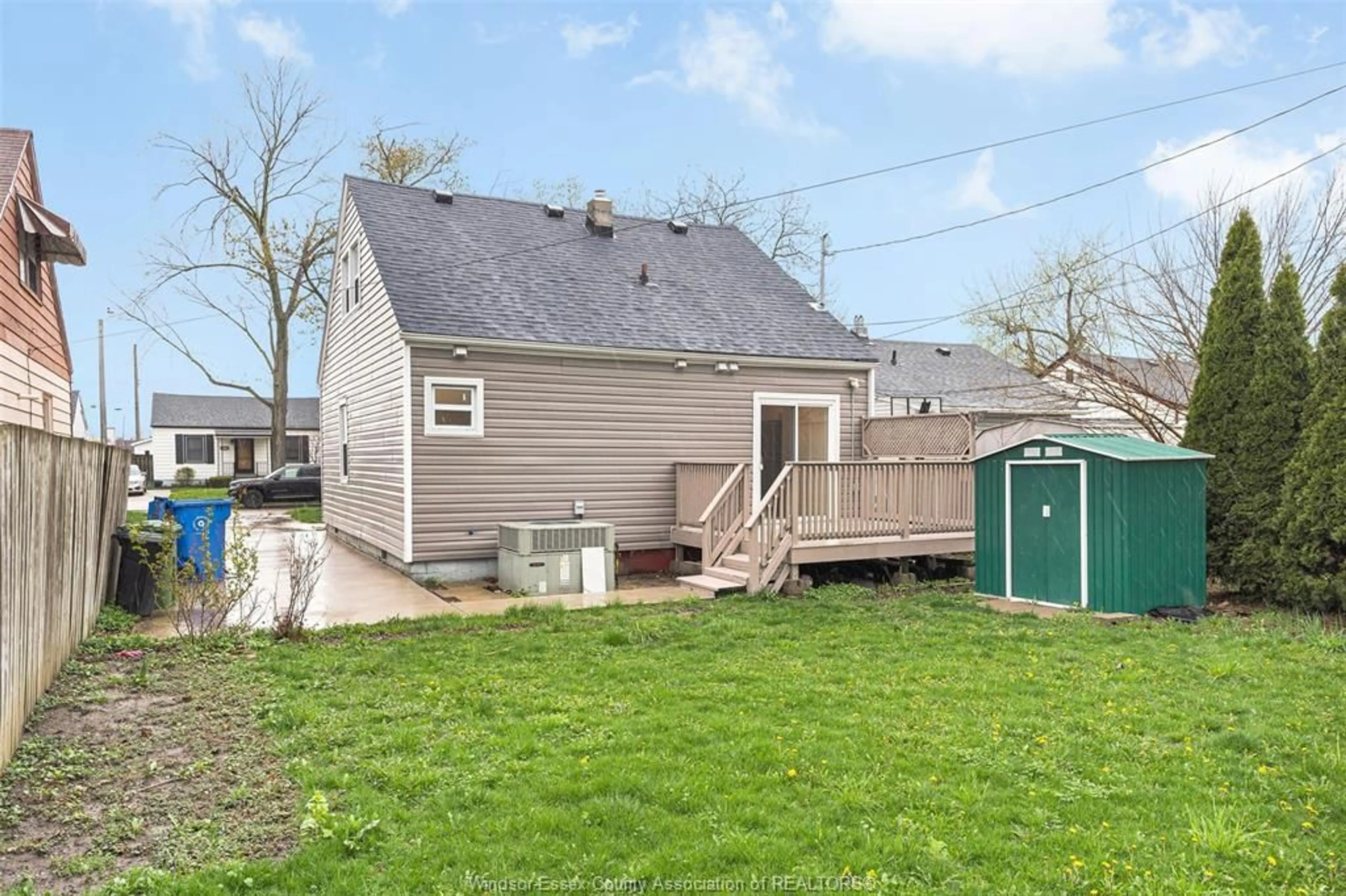 Shed for 2358 LOUIS Ave, Windsor Ontario N8W 2B6