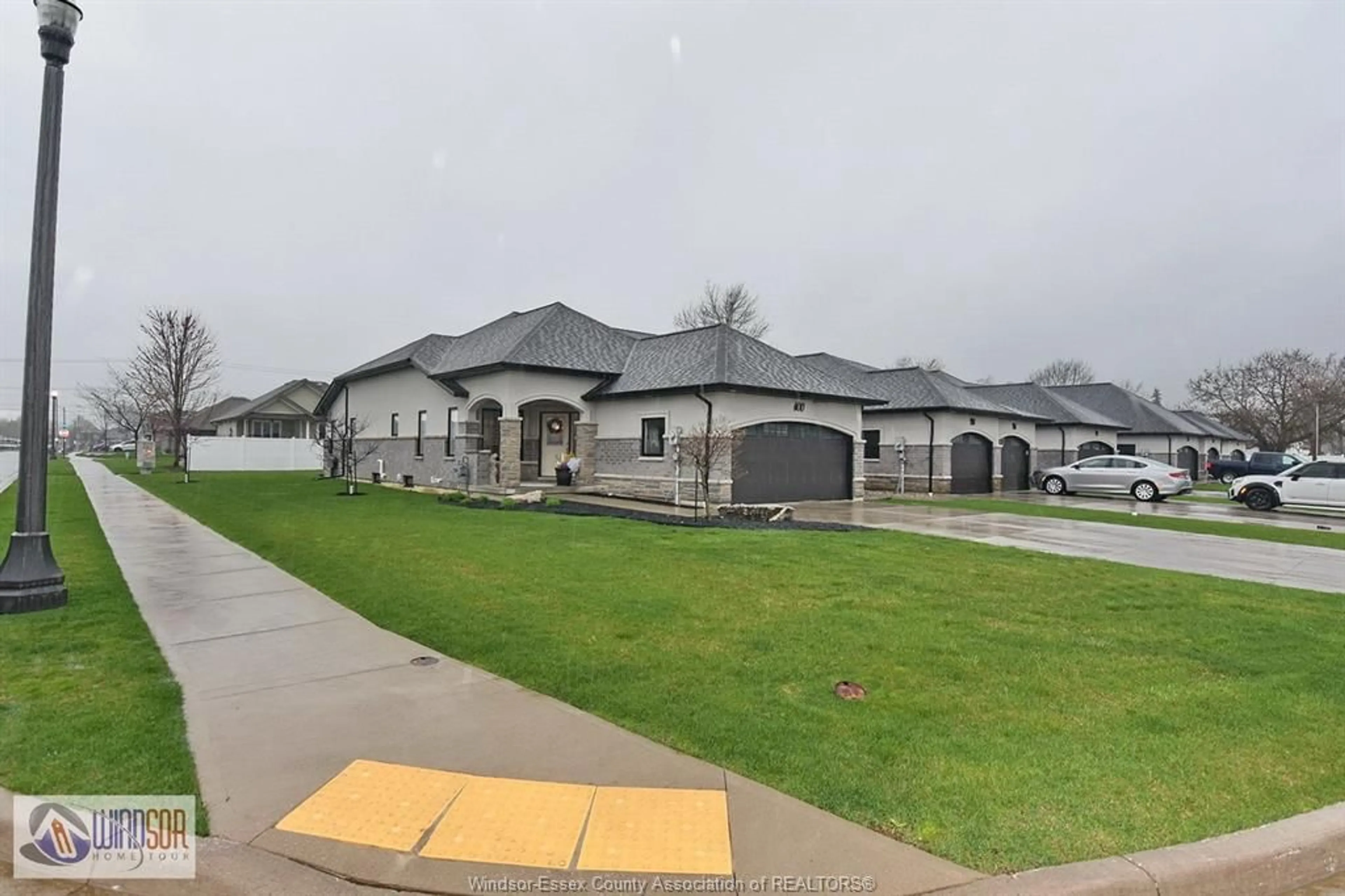 A pic from outside/outdoor area/front of a property/back of a property/a pic from drone, unknown for 100 HOUGHTON, Essex Ontario N8M 0A5