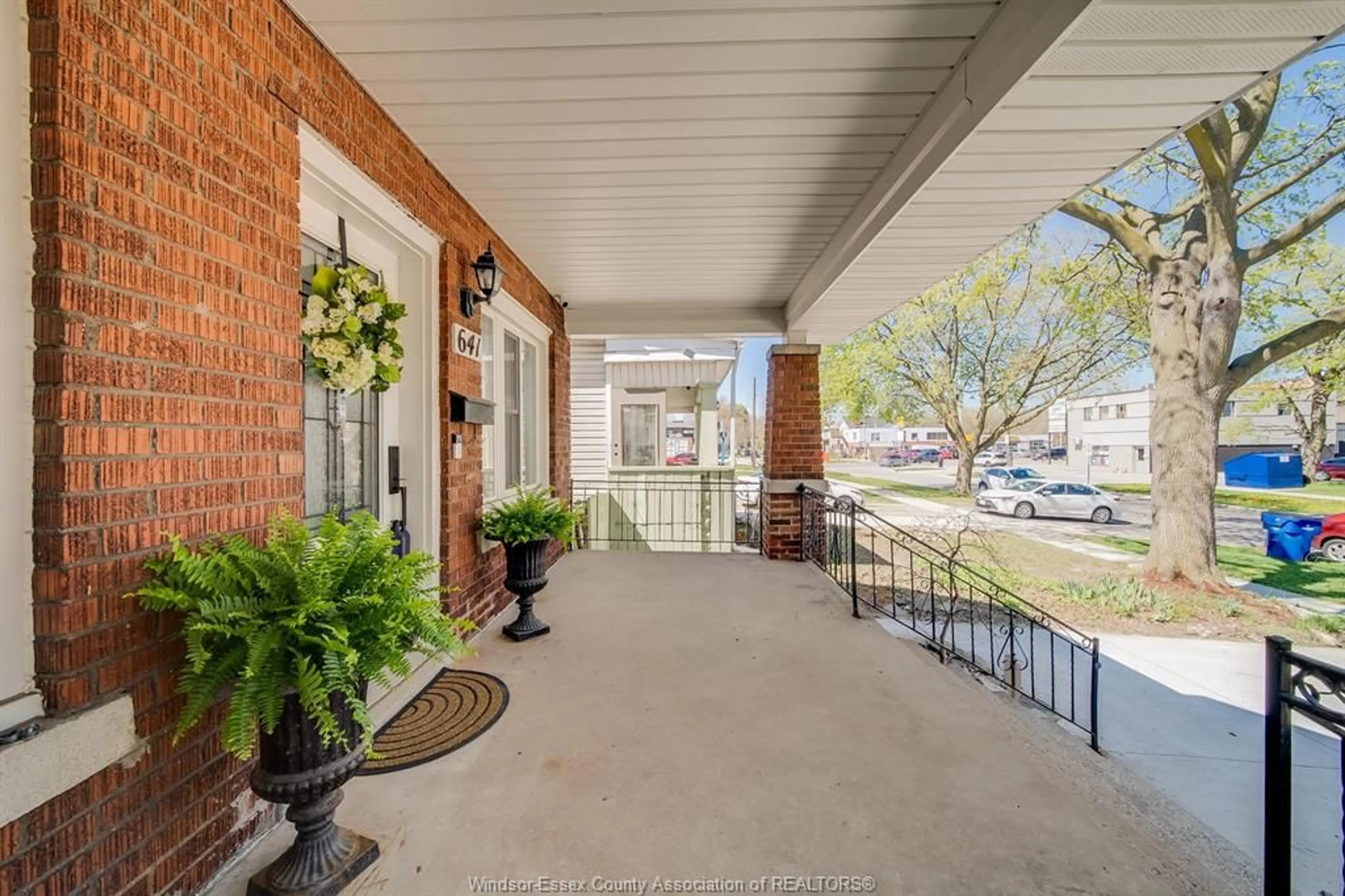 Unknown for 641 CAMERON Ave, Windsor Ontario N9B 1Z2