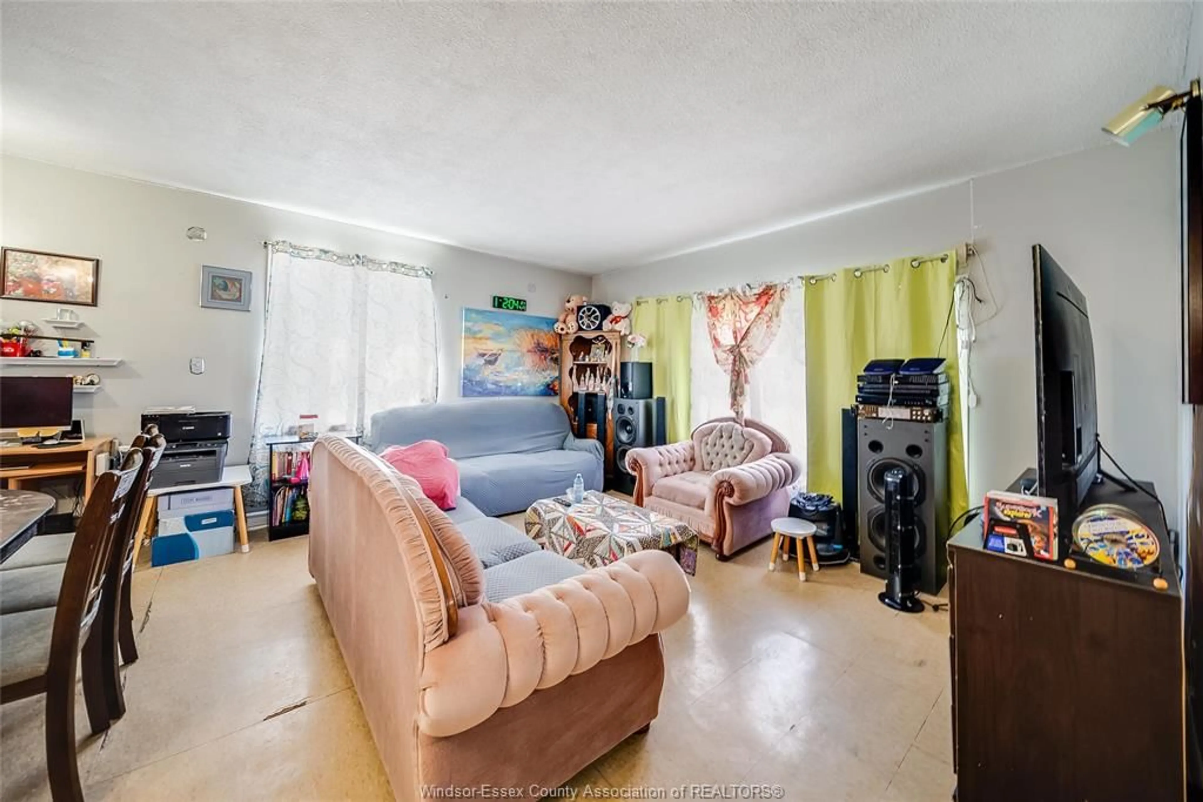 Unknown for 120 TALBOT St, Leamington Ontario N8H 1M9