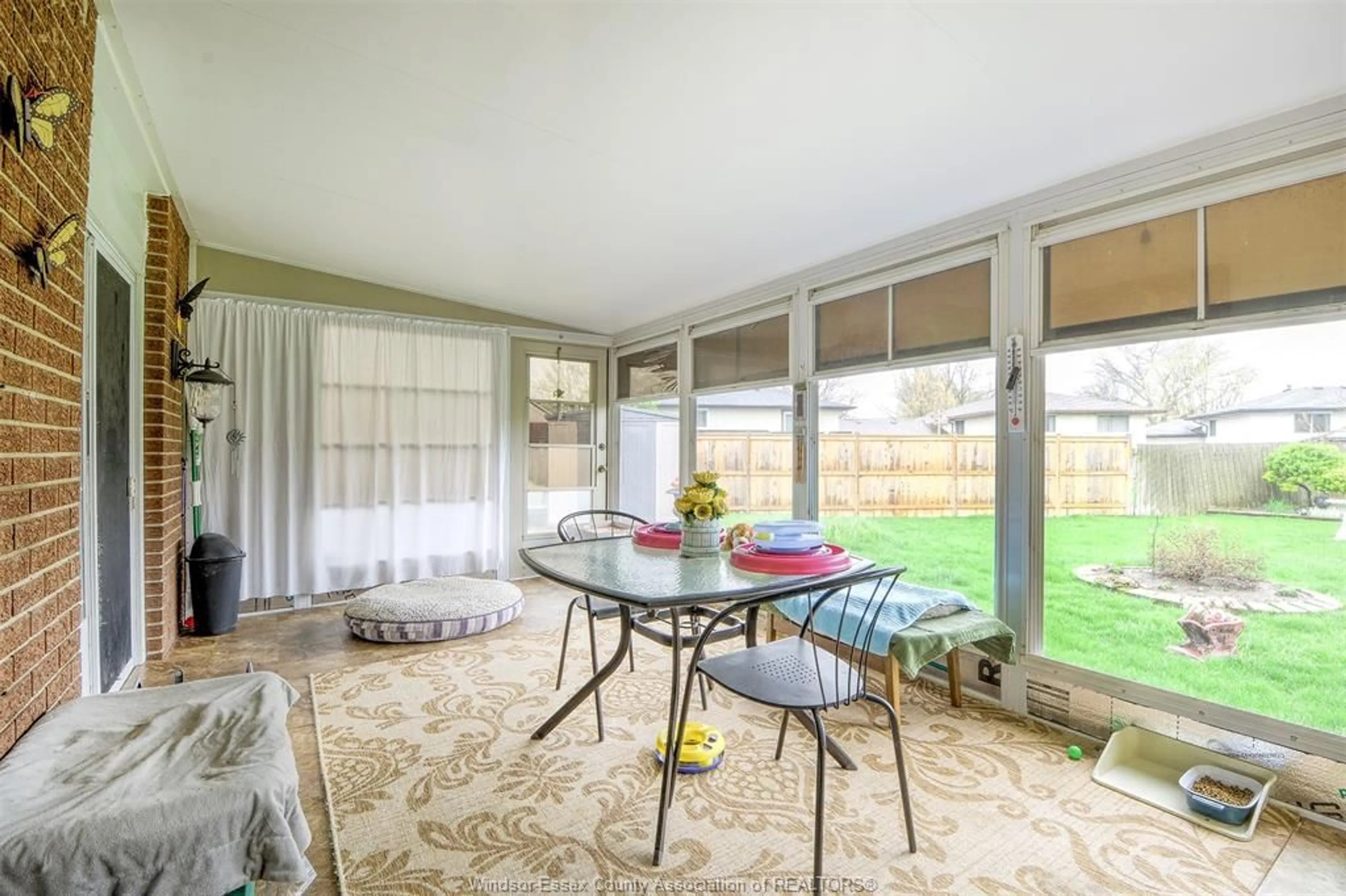 Dining room, unknown for 9447 ALTEN Dr, Windsor Ontario N8R 1V9