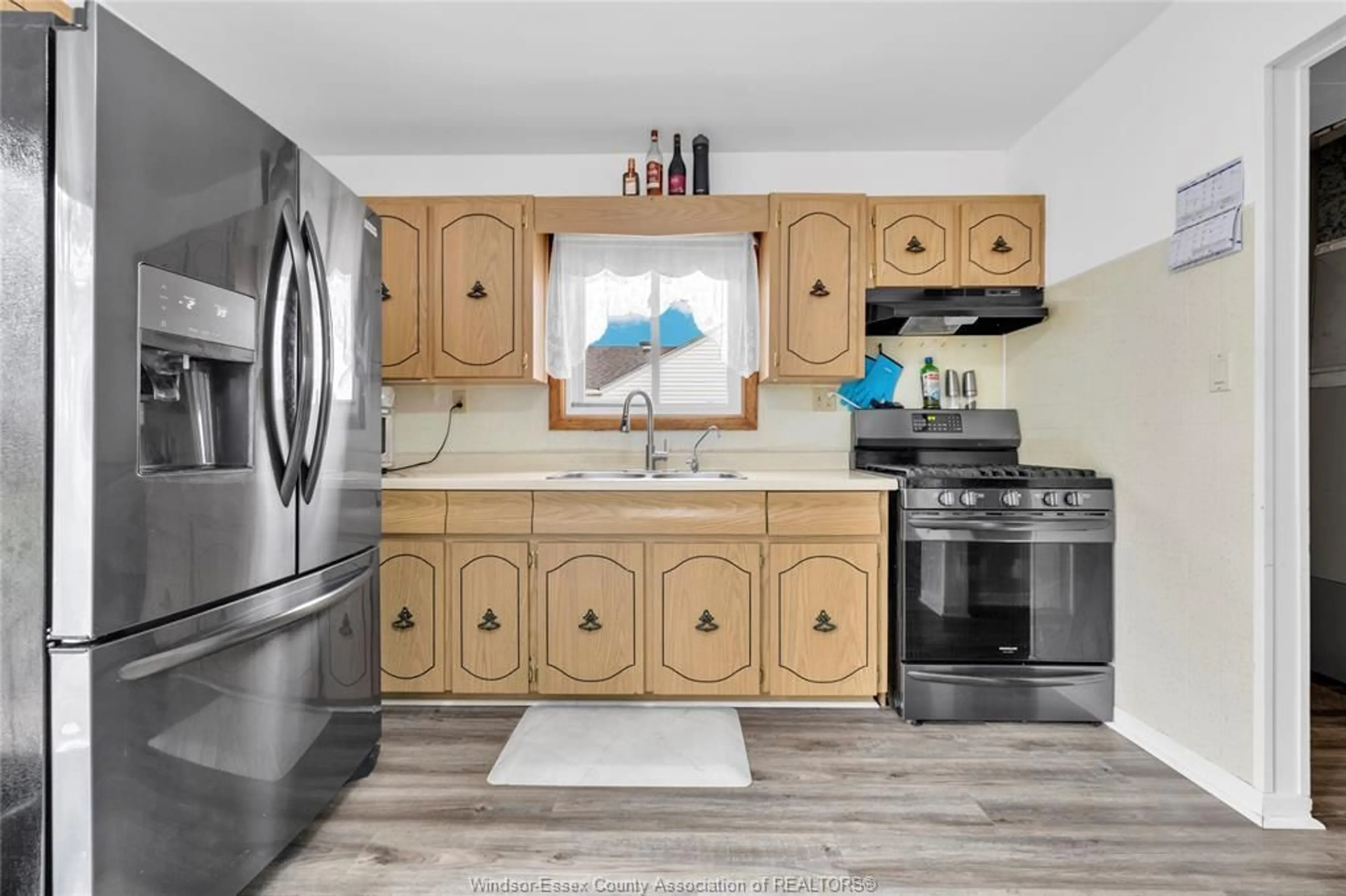 Unknown for 329 PARKSIDE Dr, McGregor Ontario N0R 1J0