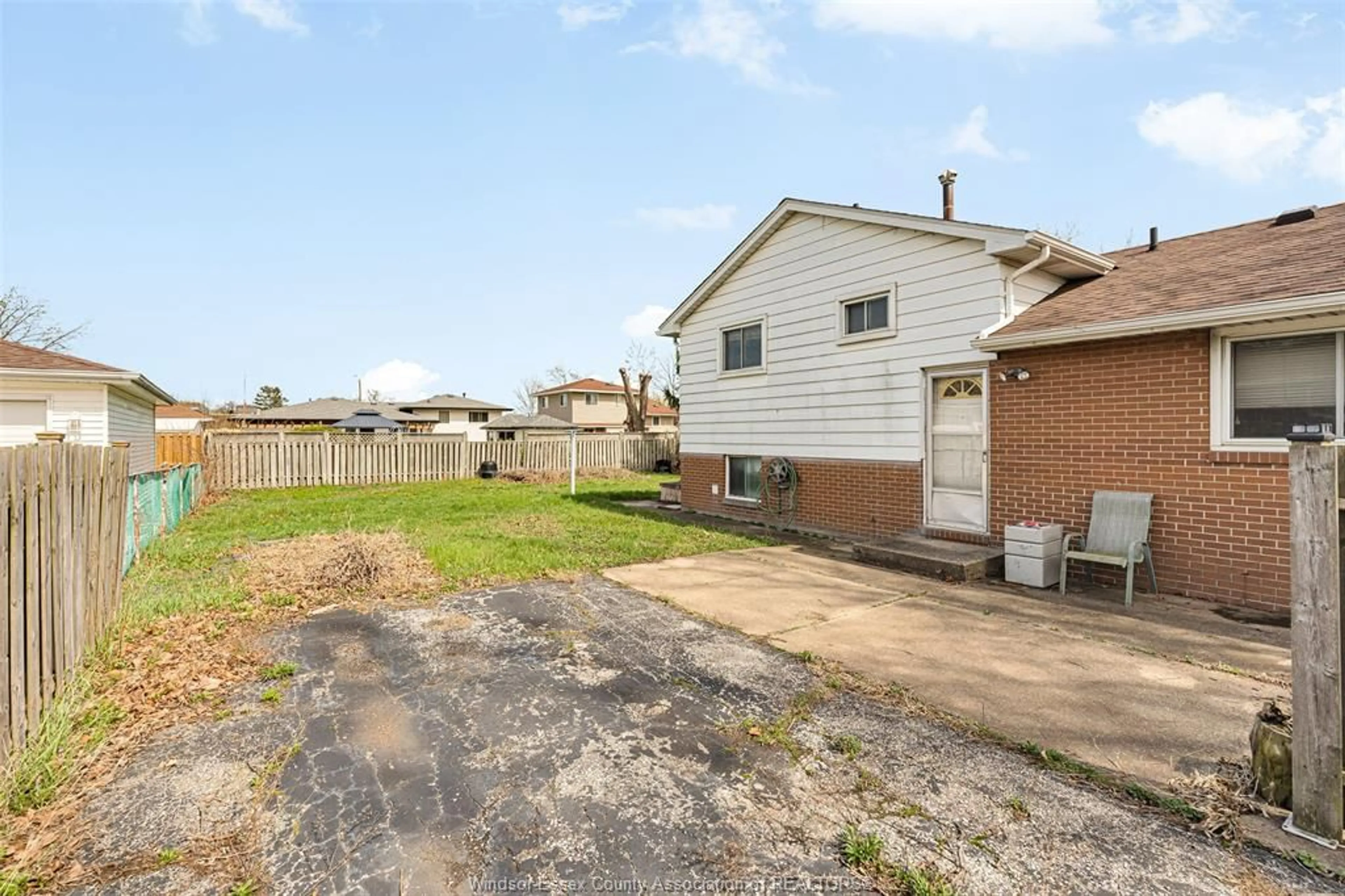 Unknown for 3112 AUSTEN, Windsor Ontario N8T 1Z5