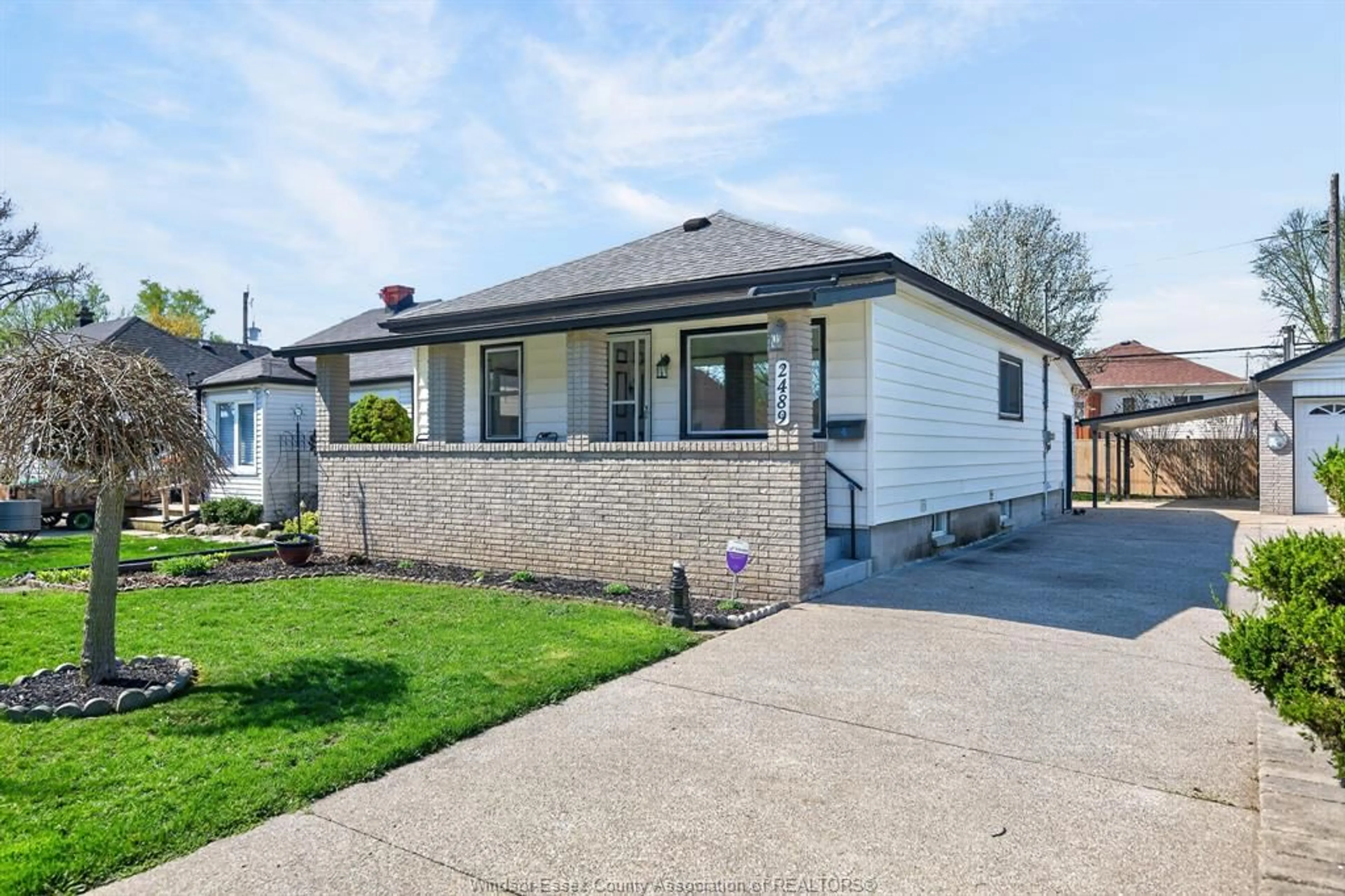 Unknown for 2489 FRANCOIS Rd, Windsor Ontario N8W 4T3