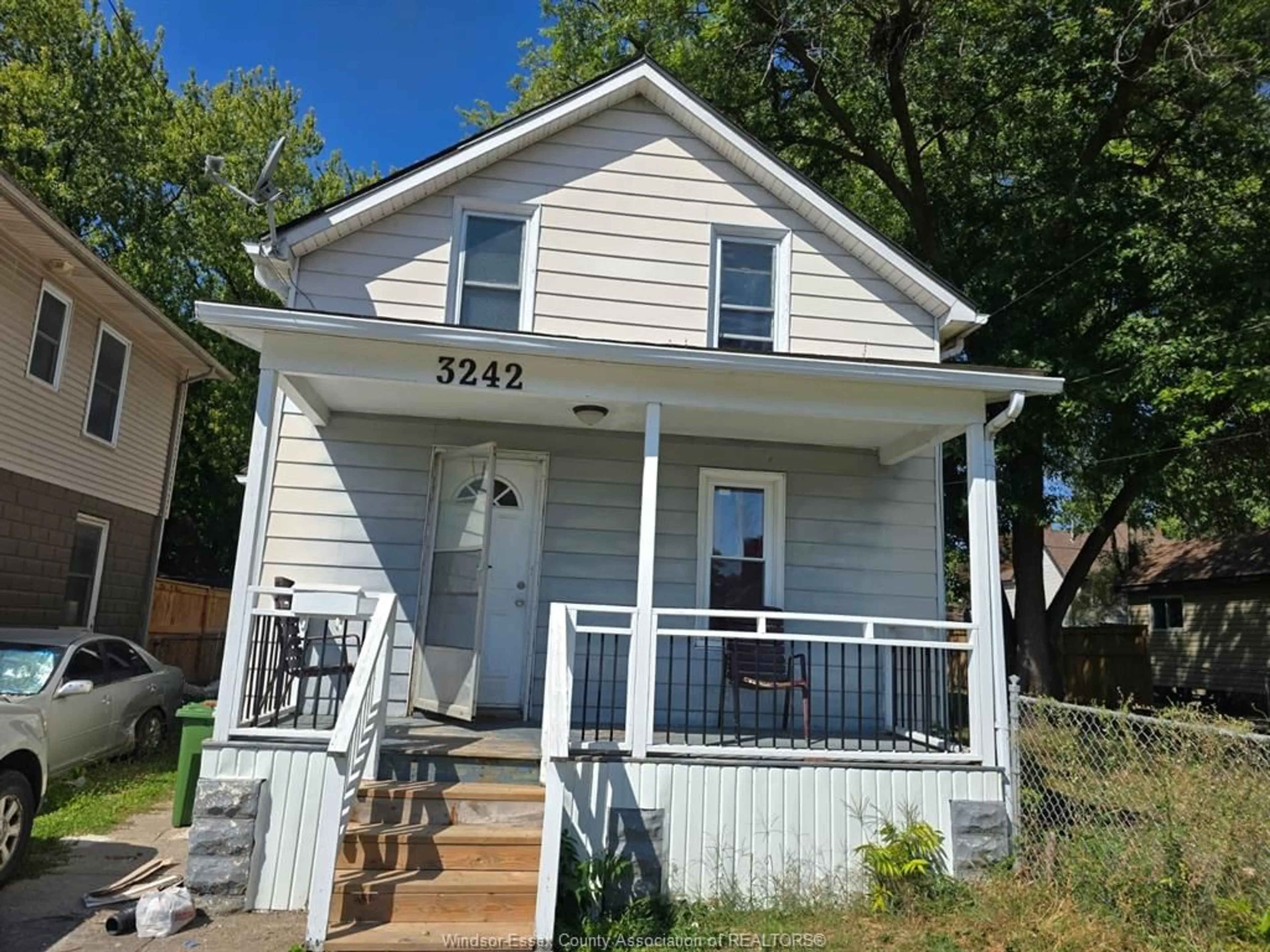 Home with vinyl exterior material, street for 3242 BABY St, Windsor Ontario N9C 1K5